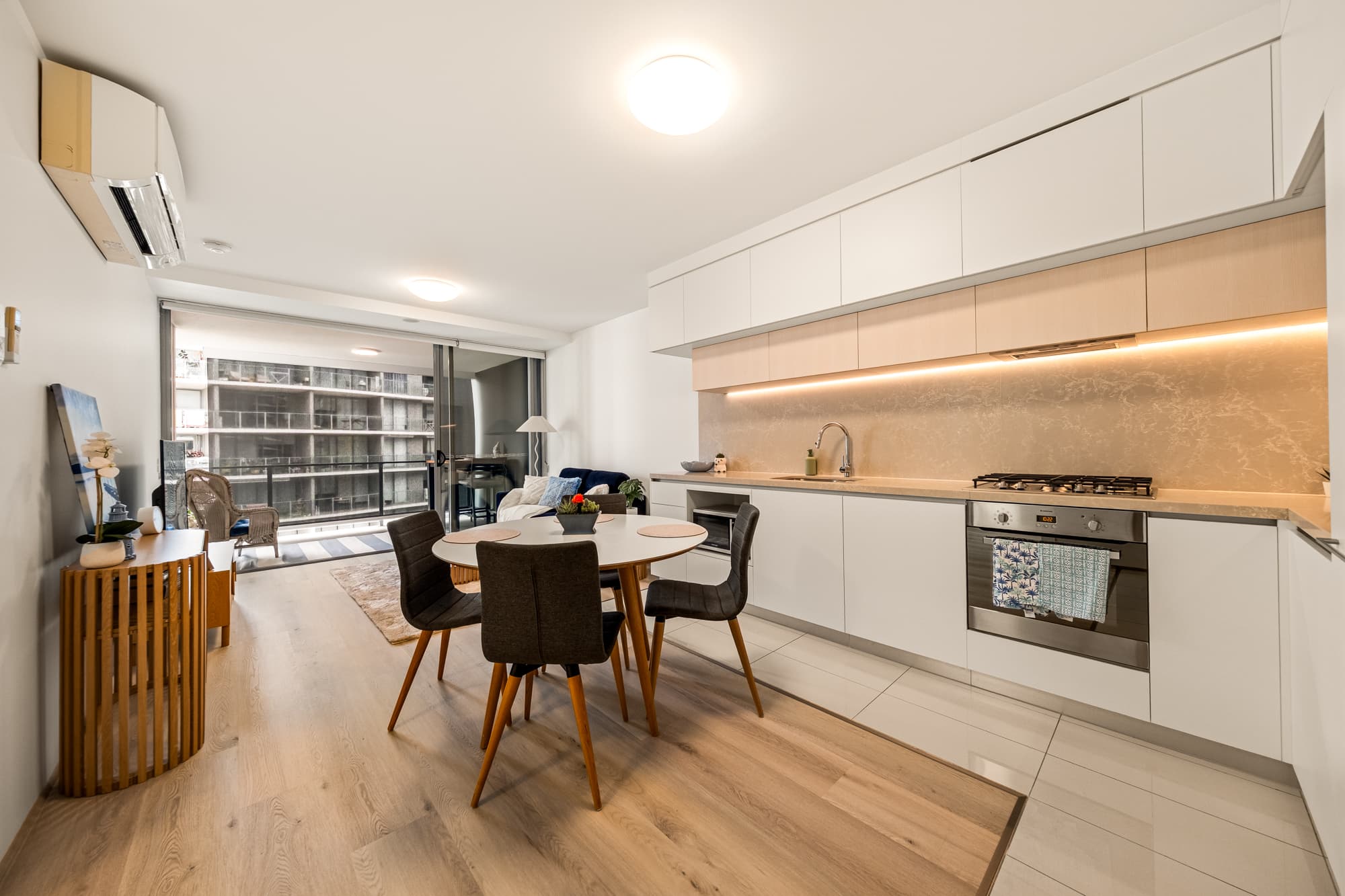 40502/50 Duncan Street, West End, West End — photo 1 of 5