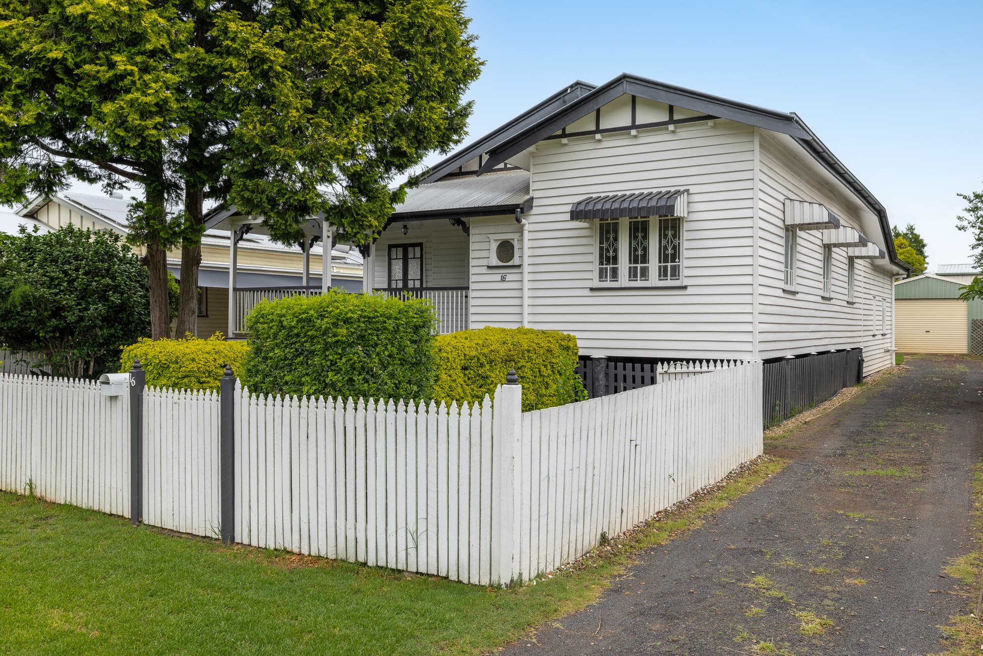 16 Charlotte Street, Newtown, Newtown — photo 1 of 5
