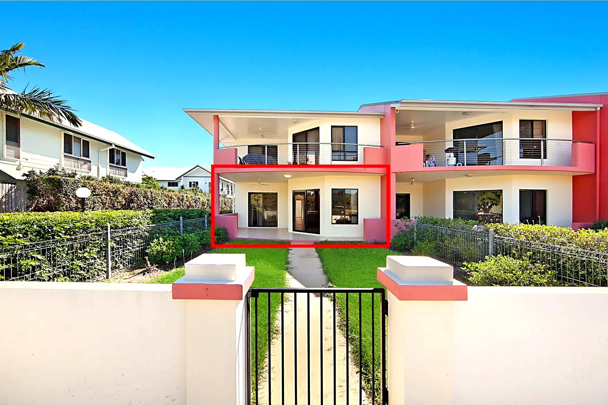1/4-6 Welsh Street, Rosslea — photo 1 of 5