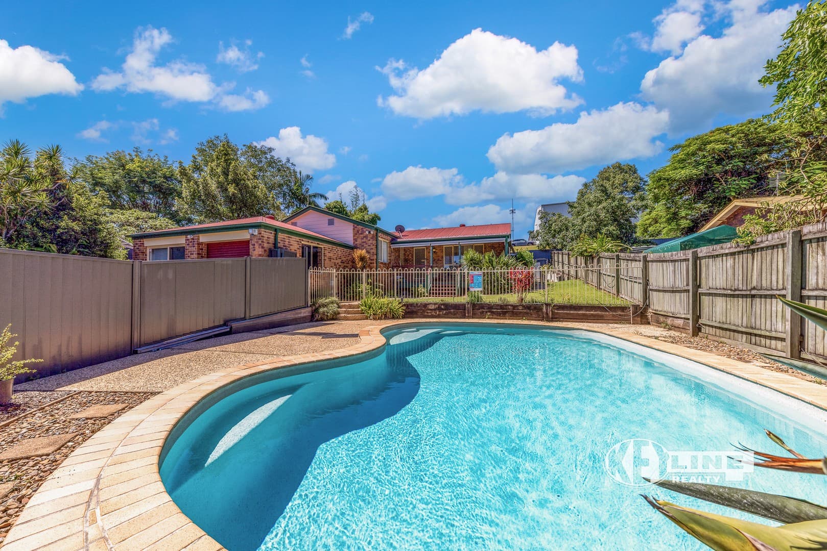 7 Keil Street, Woombye, Woombye — photo 1 of 5