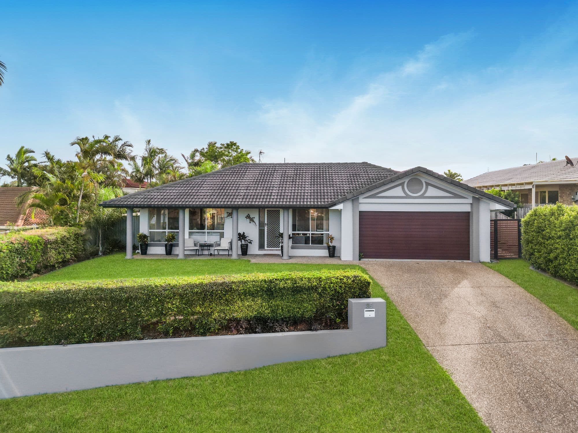 35 Monterey Keys Drive, Helensvale — photo 1 of 5