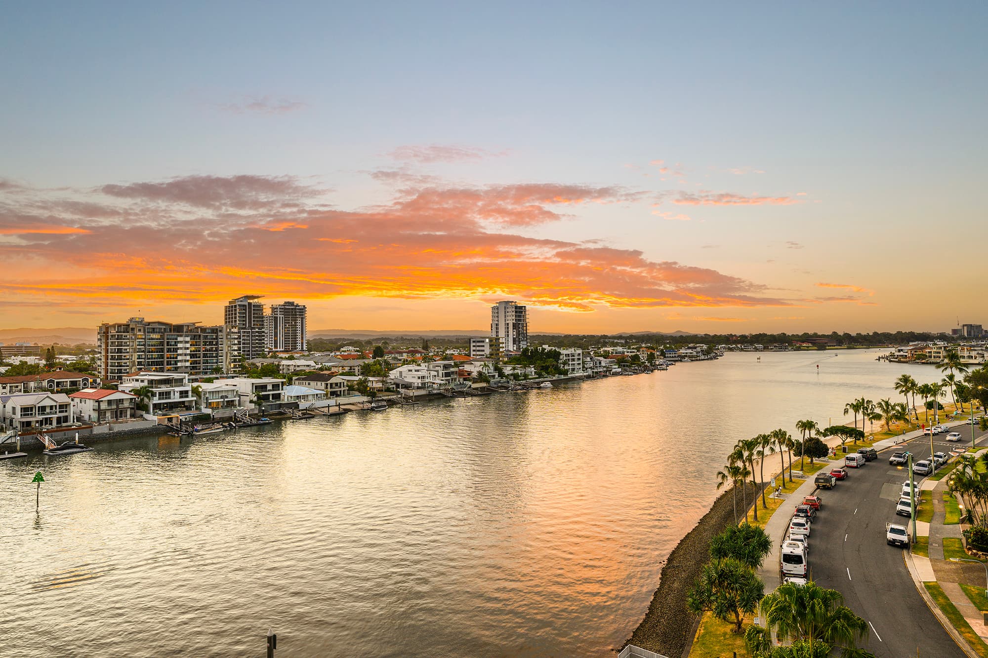 19/40-42 Riverview Parade, Surfers Paradise, Surfers Paradise — photo 1 of 5