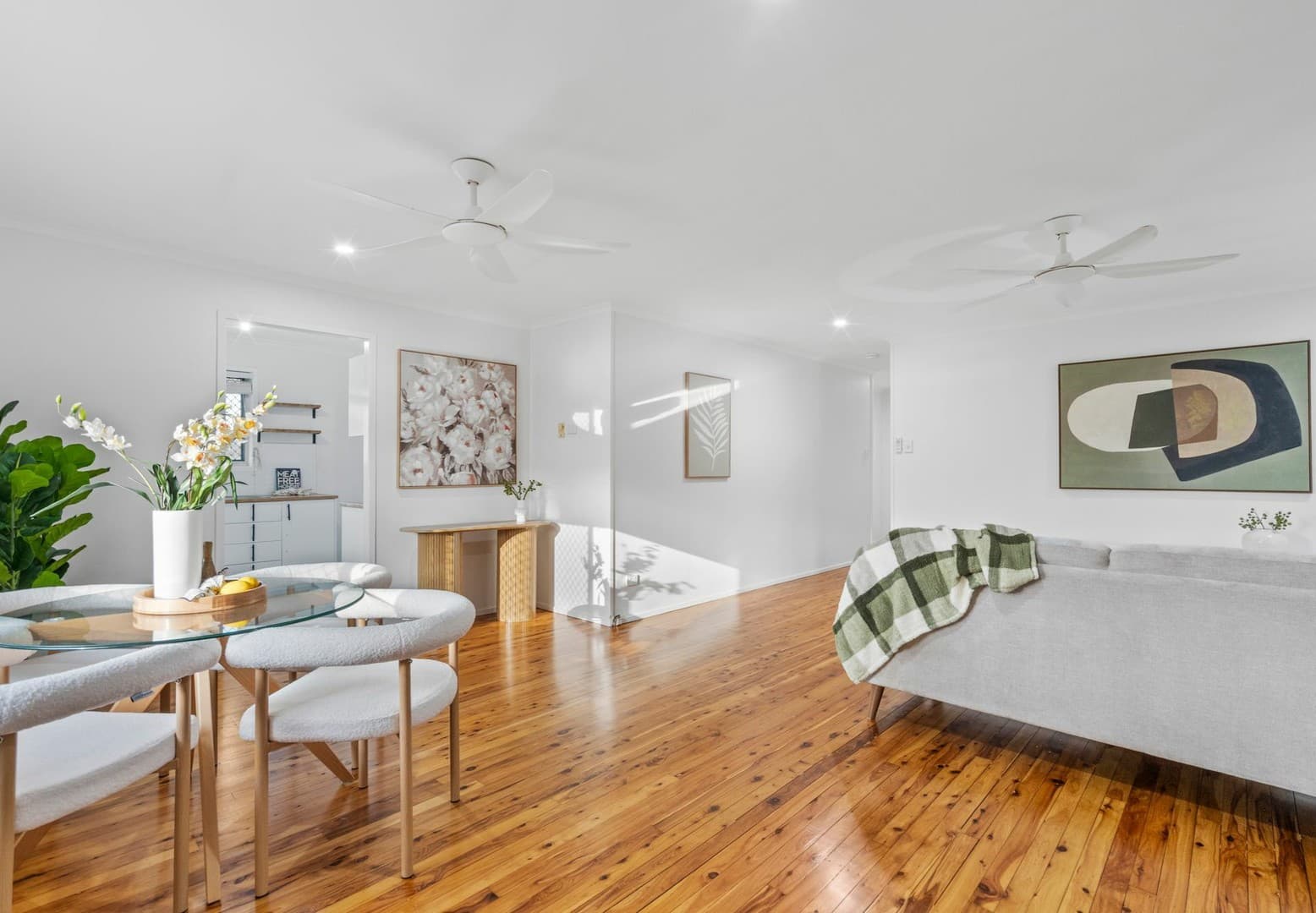 42 Eastwood Drive, Mansfield, Mansfield — photo 1 of 5