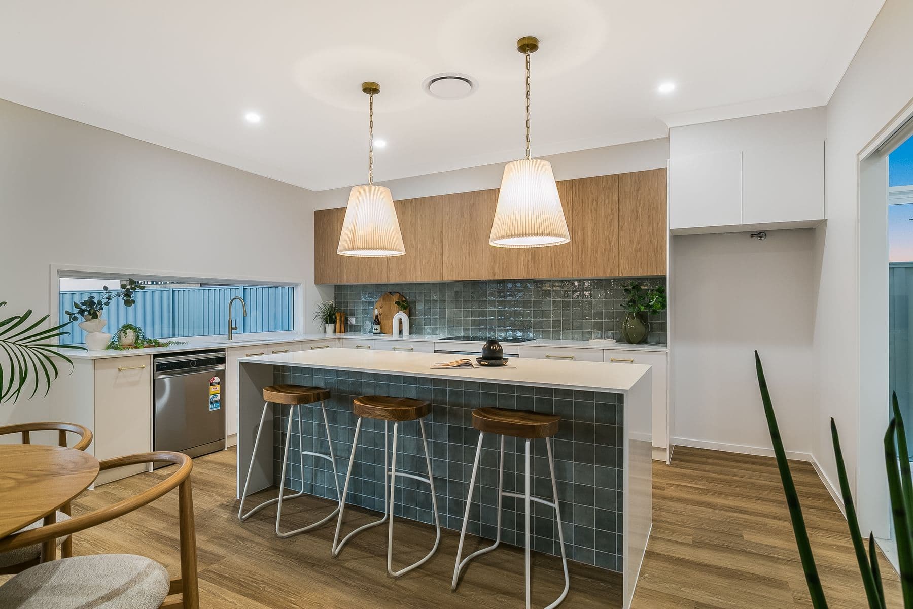 1/97 Bunker Road, Victoria Point — photo 1 of 5