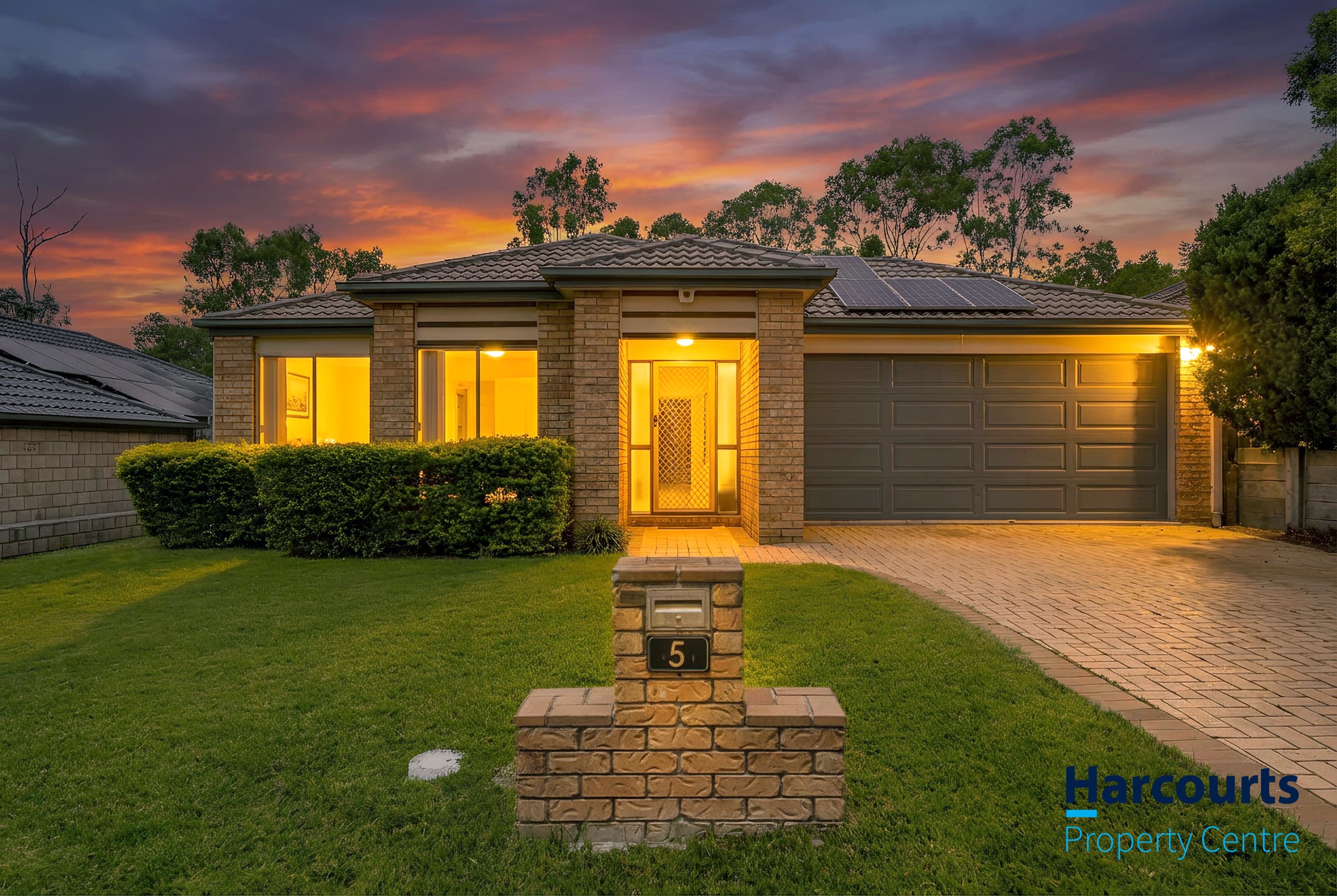 5 Piccadilly Place, Forest Lake - Image 1