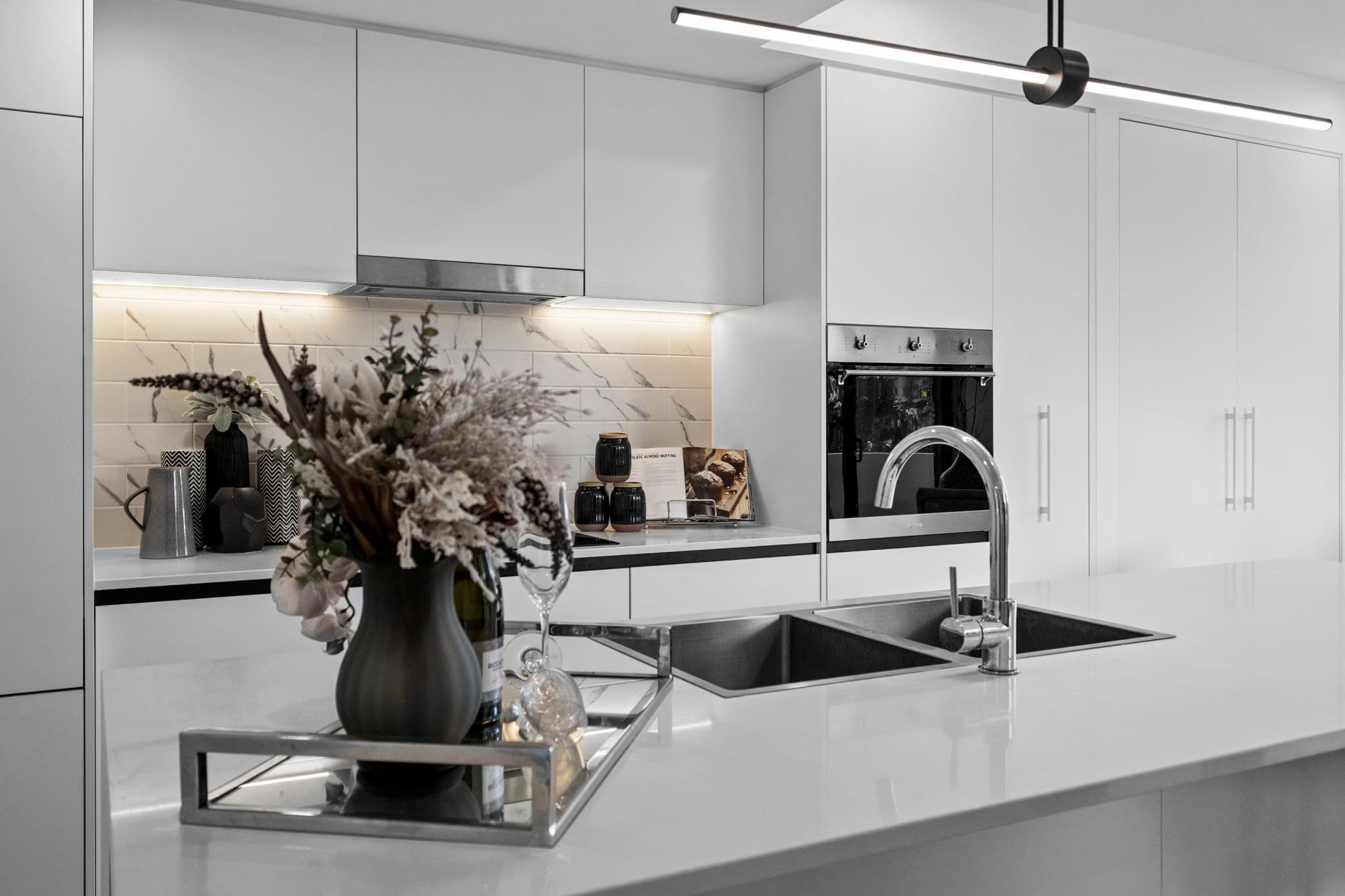 8/1 Adsett Street, Taringa - Image 1