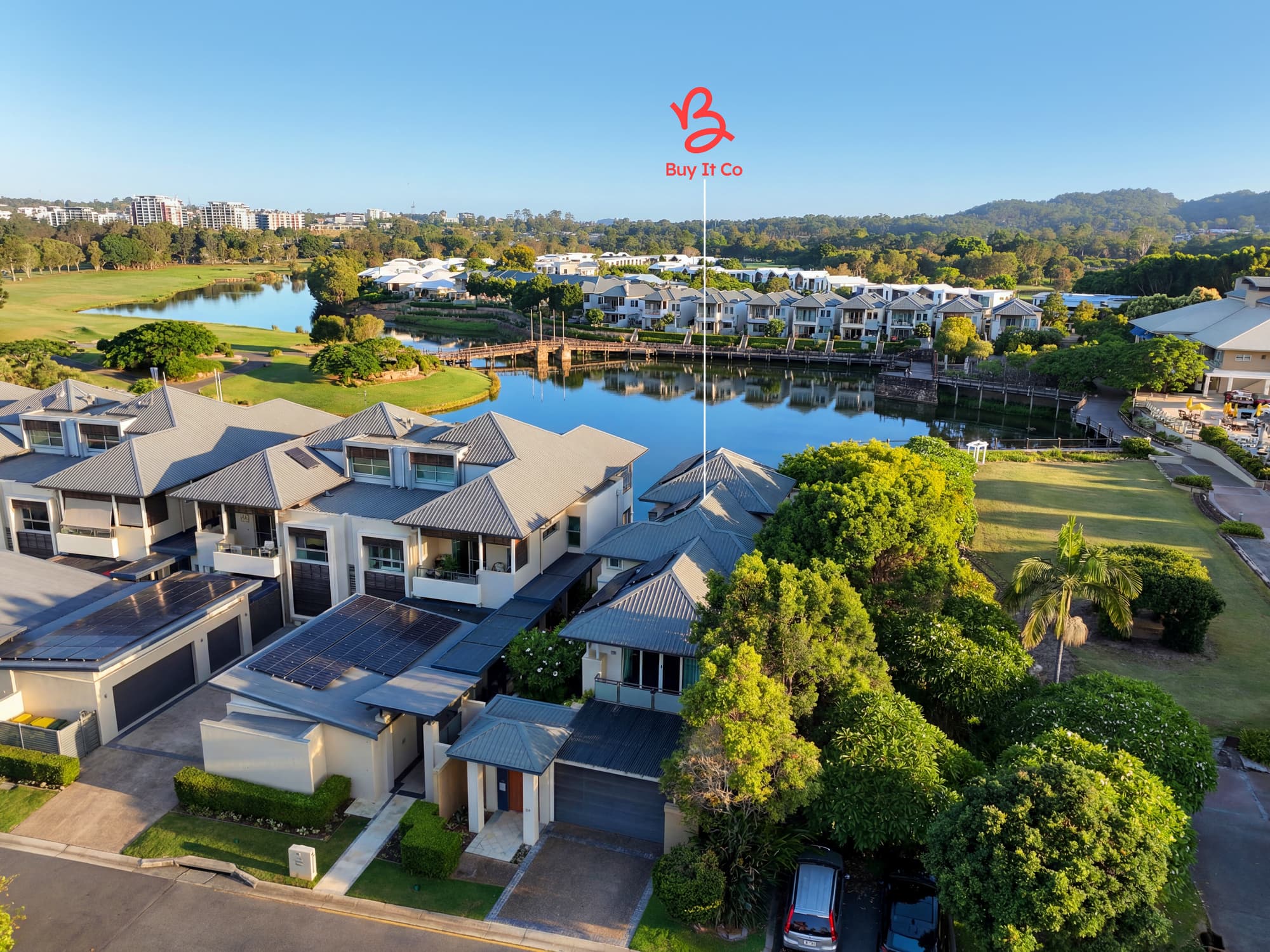 801 Glades Drive, Robina - Image 1