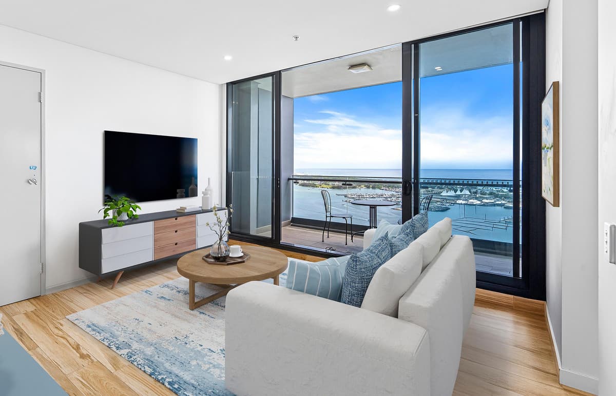 2609/2 Como Crescent, Southport - Image 1