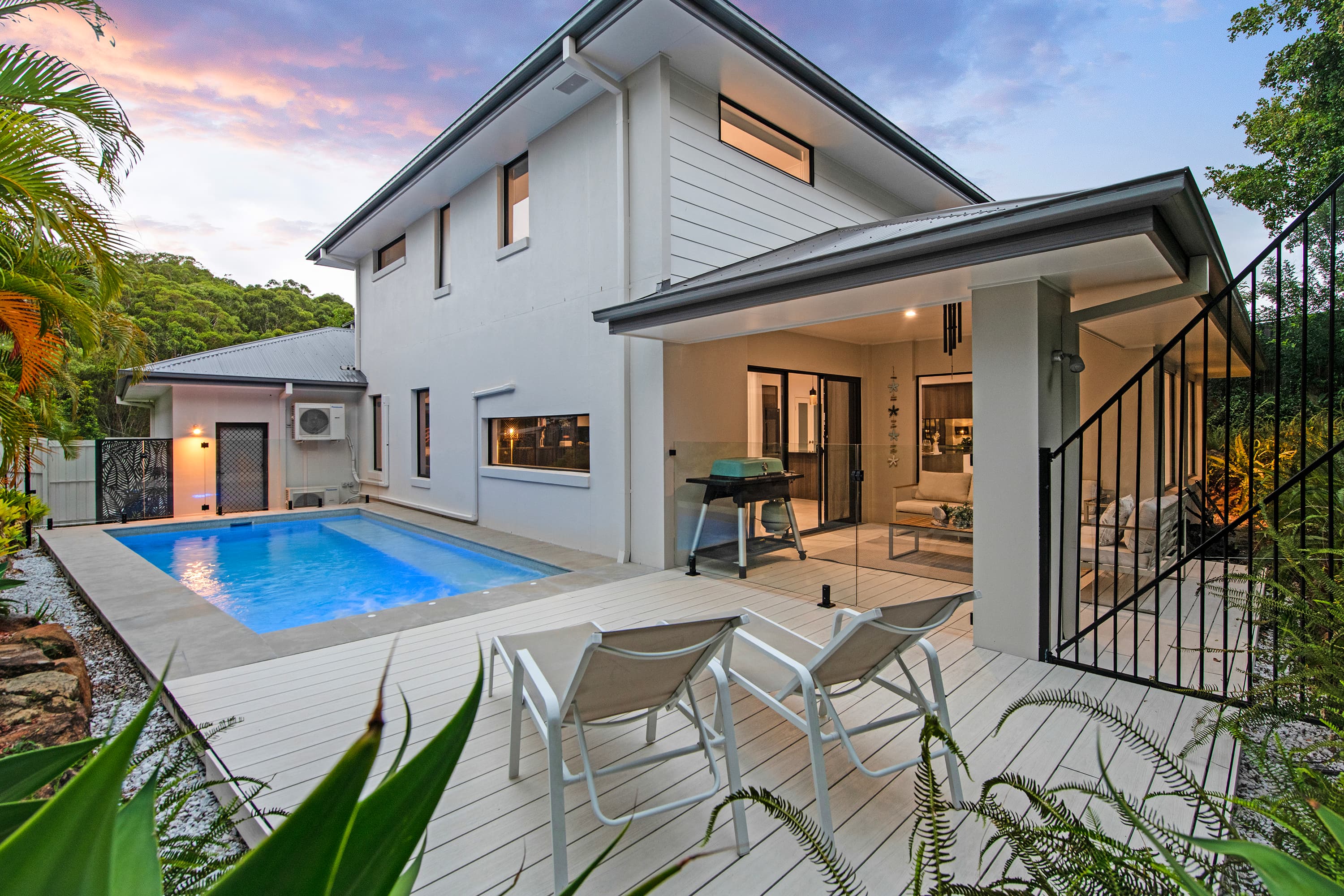 94 Observatory Drive, Reedy Creek — photo 1 of 5