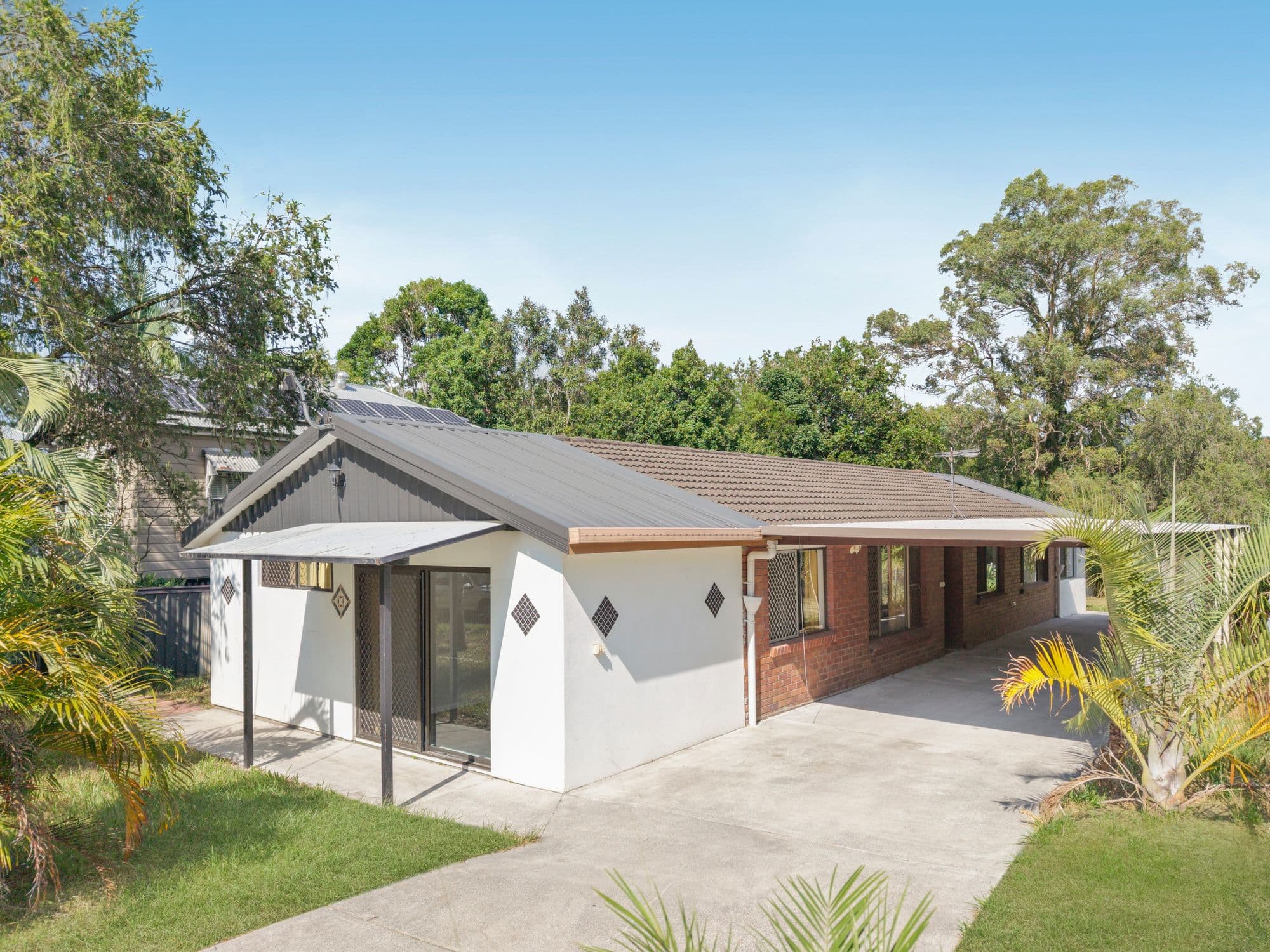 3 Broadmere Street, Annerley - Image 1