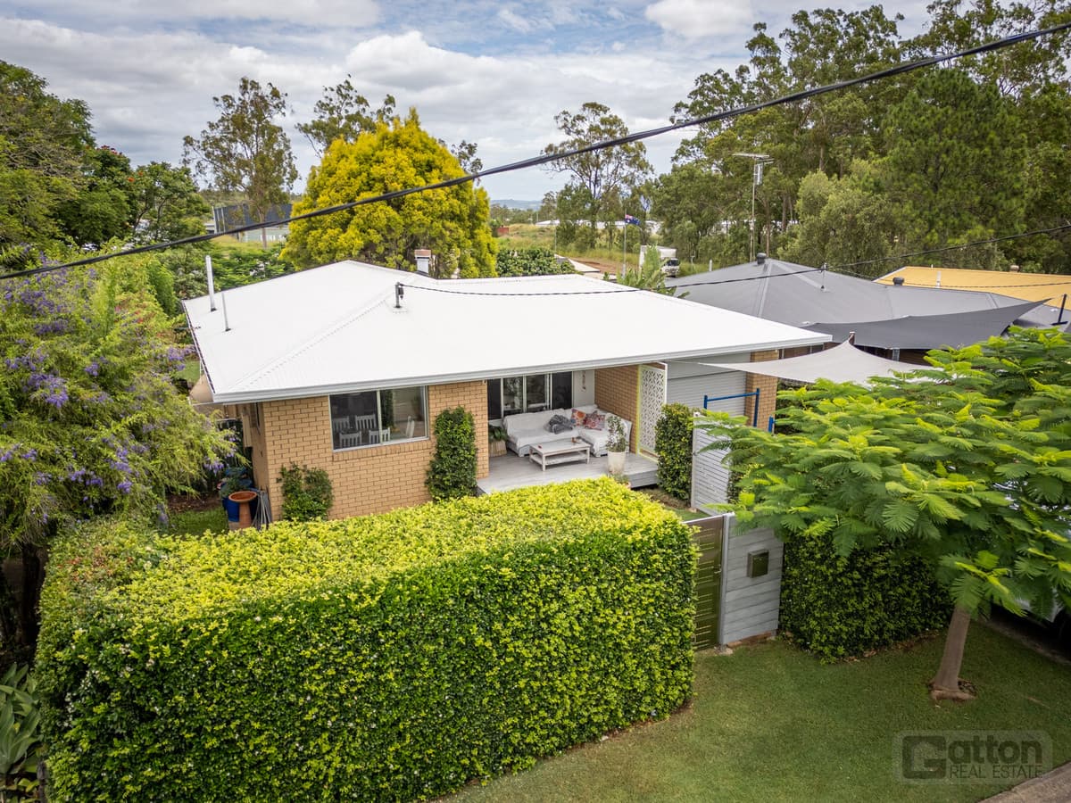 37 South Street, Gatton, Gatton — photo 1 of 5
