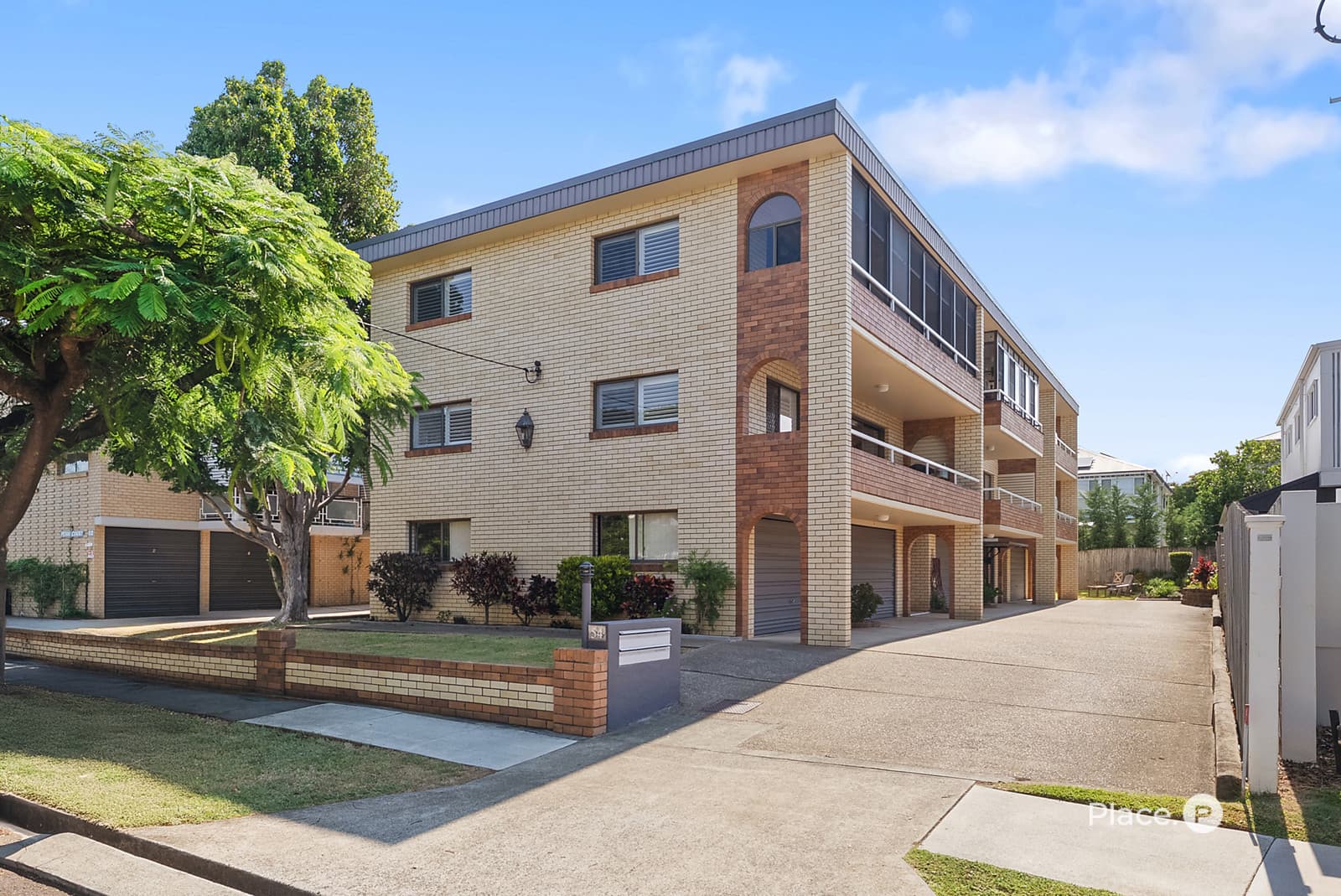 1/54 Alma Road, Clayfield, Clayfield — photo 1 of 5