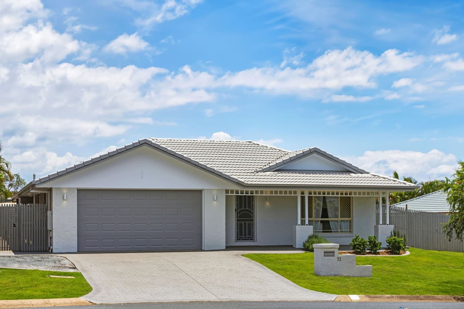 52 Leilani Drive, Birkdale - Image 1