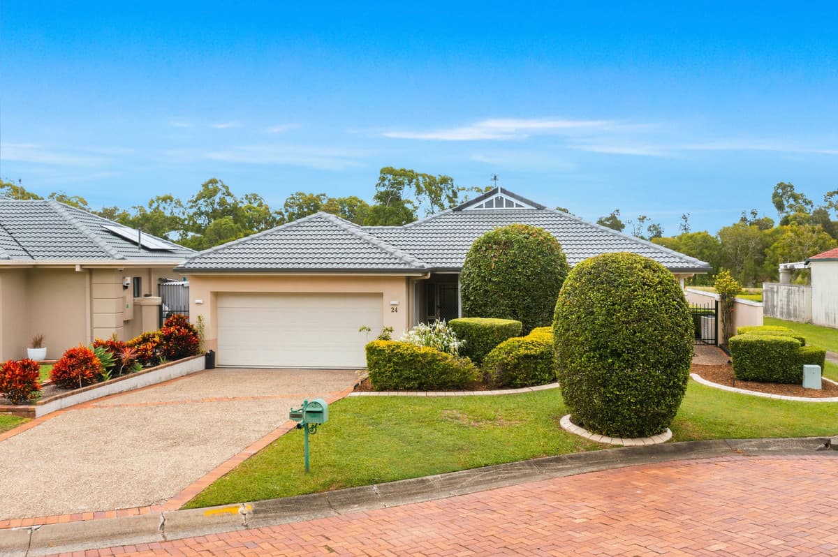 24 Steyning Court, Arundel - Image 1