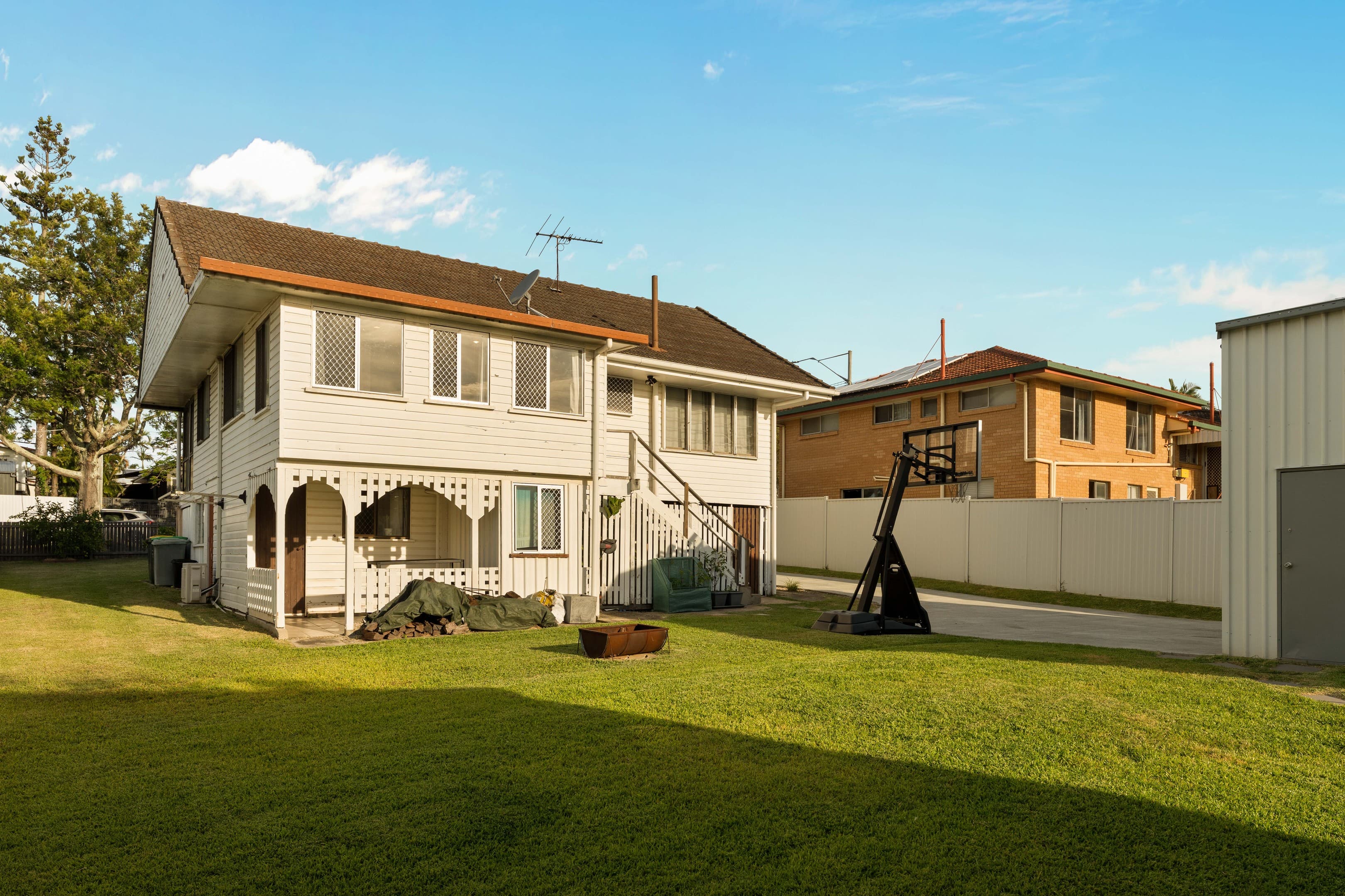 215 Scarborough Road, Scarborough - Image 1