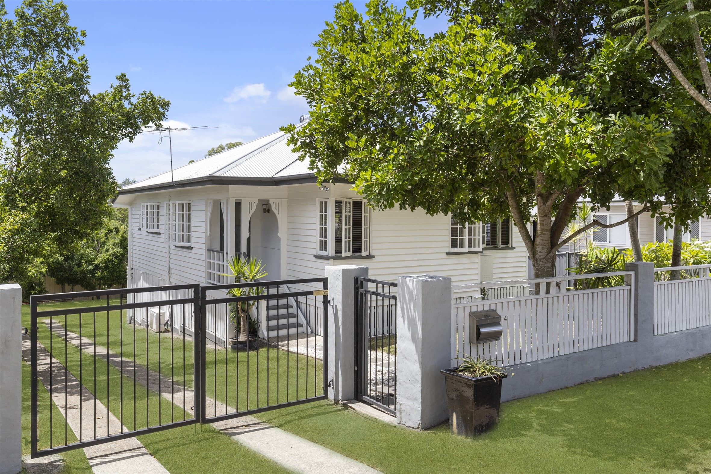 34 Kivas Street, Tarragindi, Tarragindi — photo 1 of 5