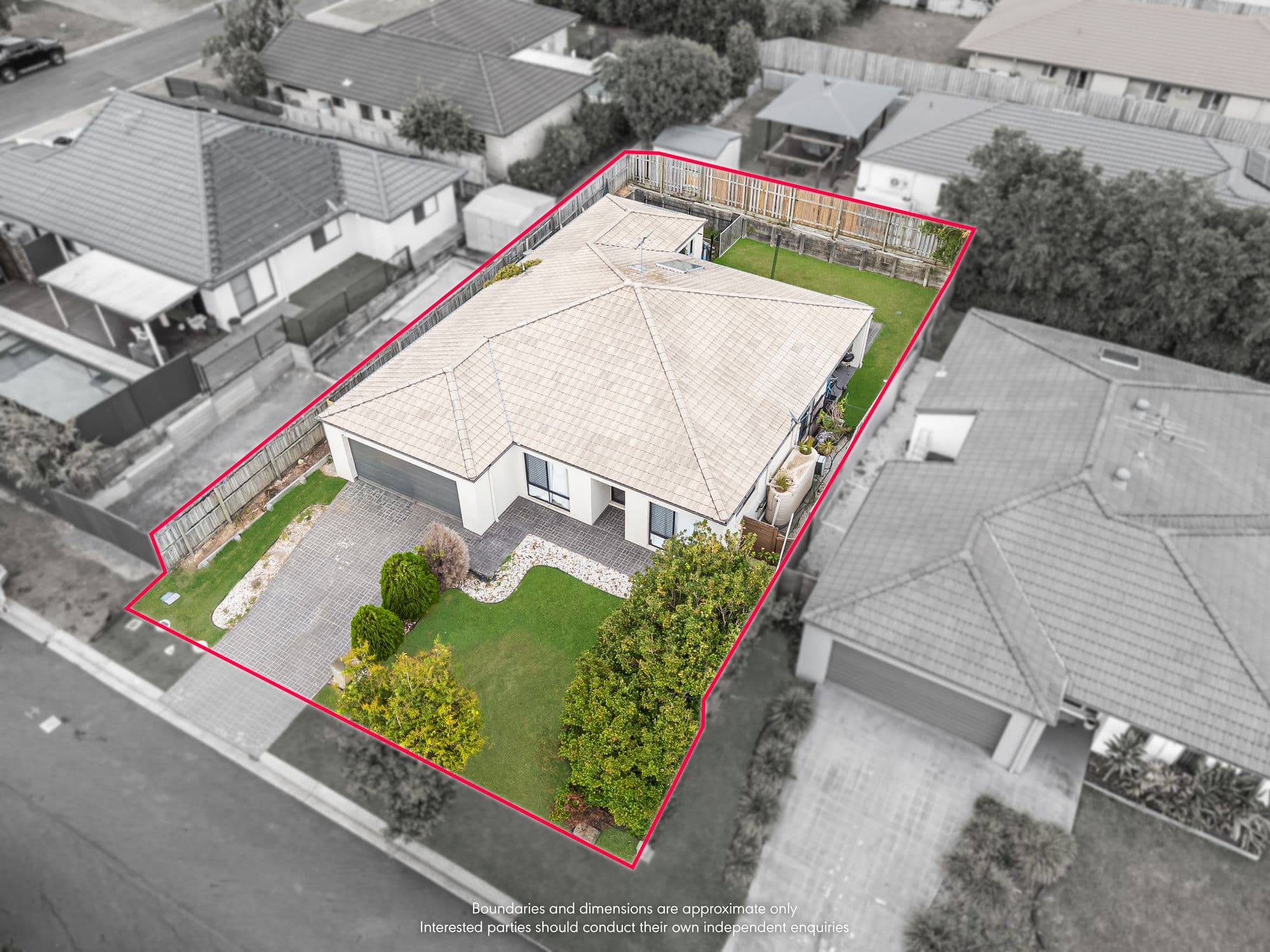 32 Charlton Crescent, Ormeau — photo 1 of 5