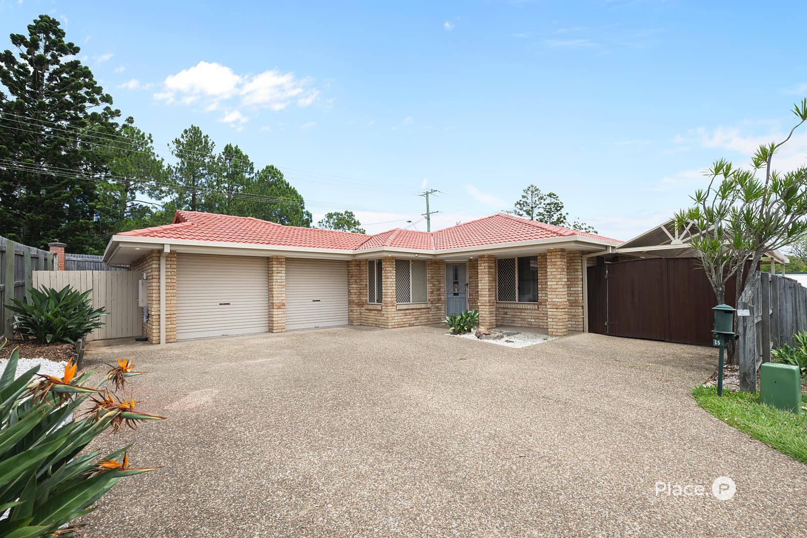 15 Murdock Place, Wakerley - Image 1