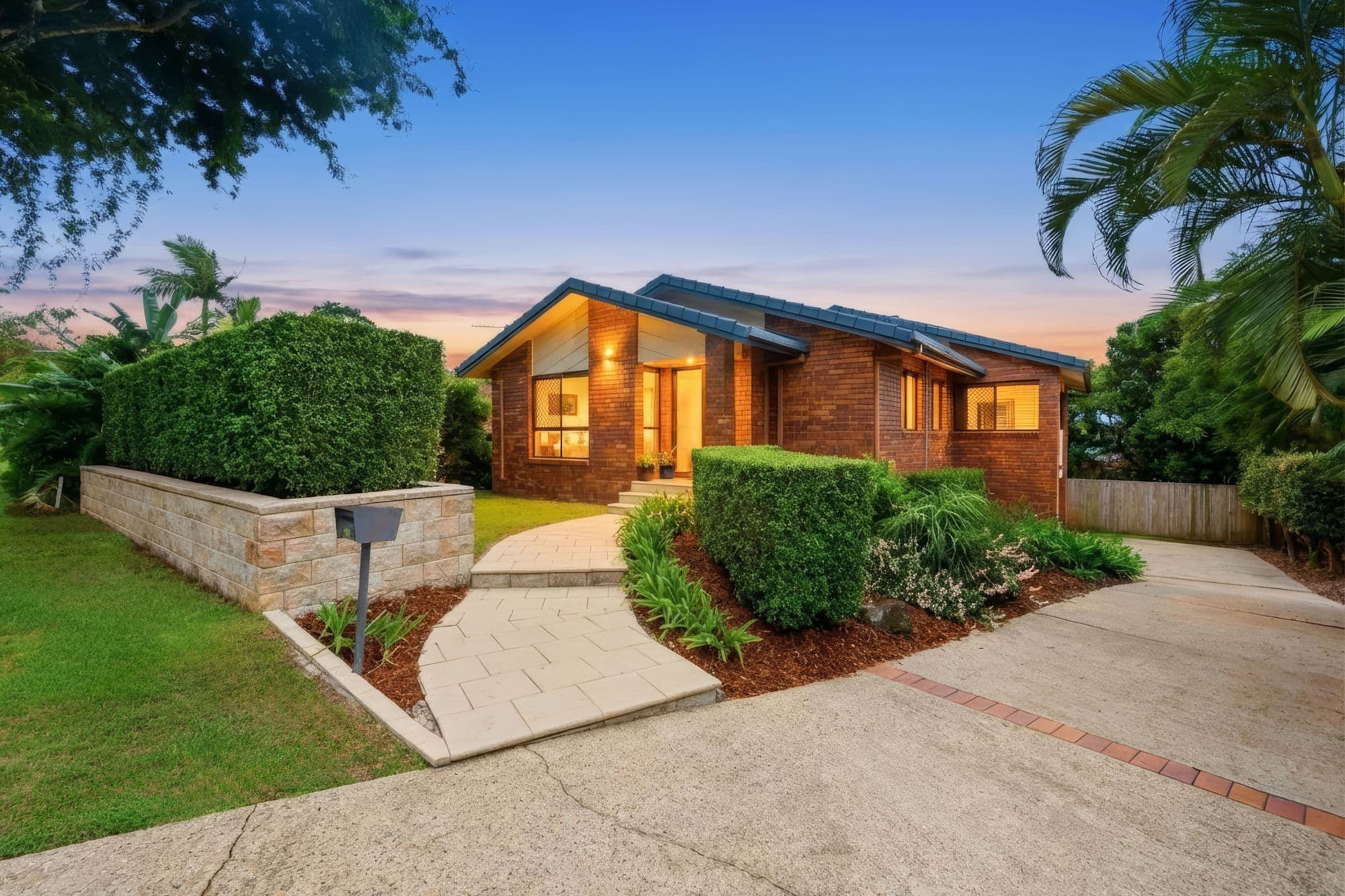 18 Hillrise Street, Aspley, Aspley — photo 1 of 5