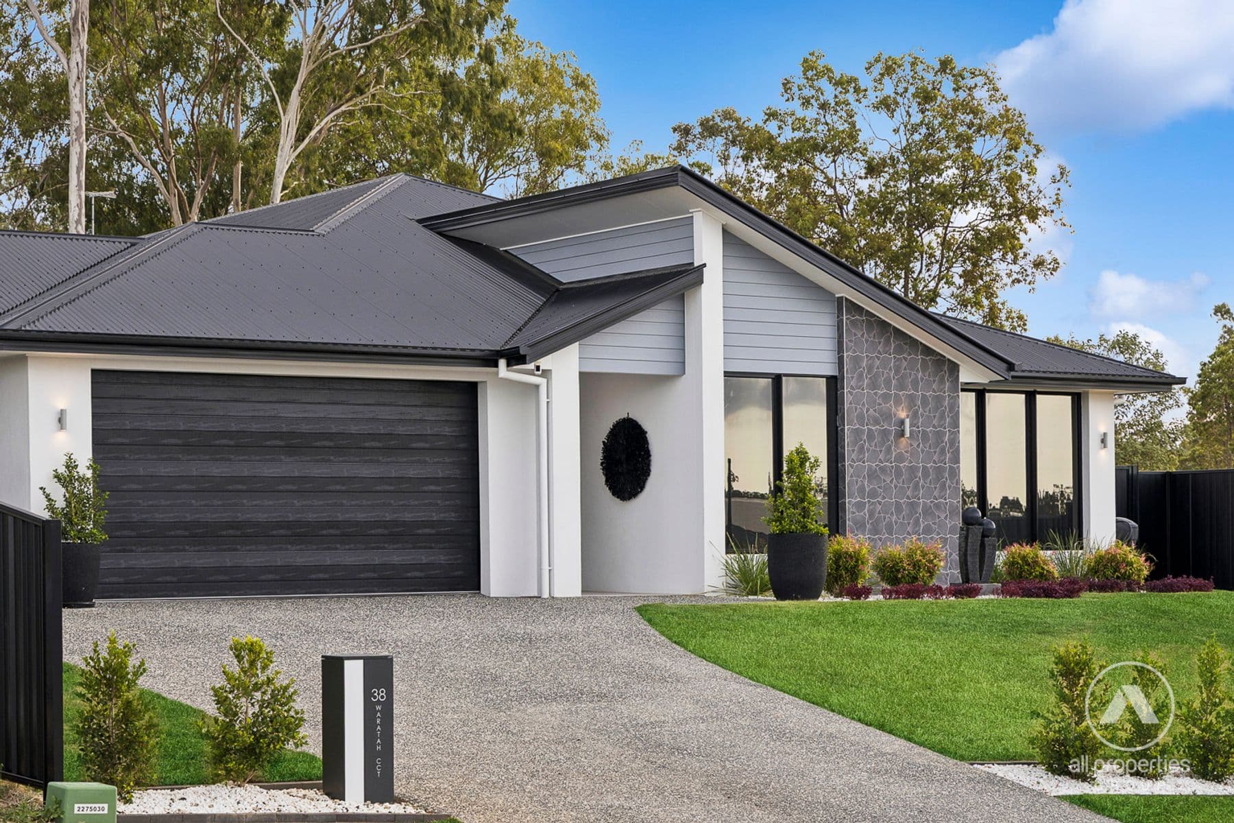 38 Waratah Circuit, Greenbank - Image 1