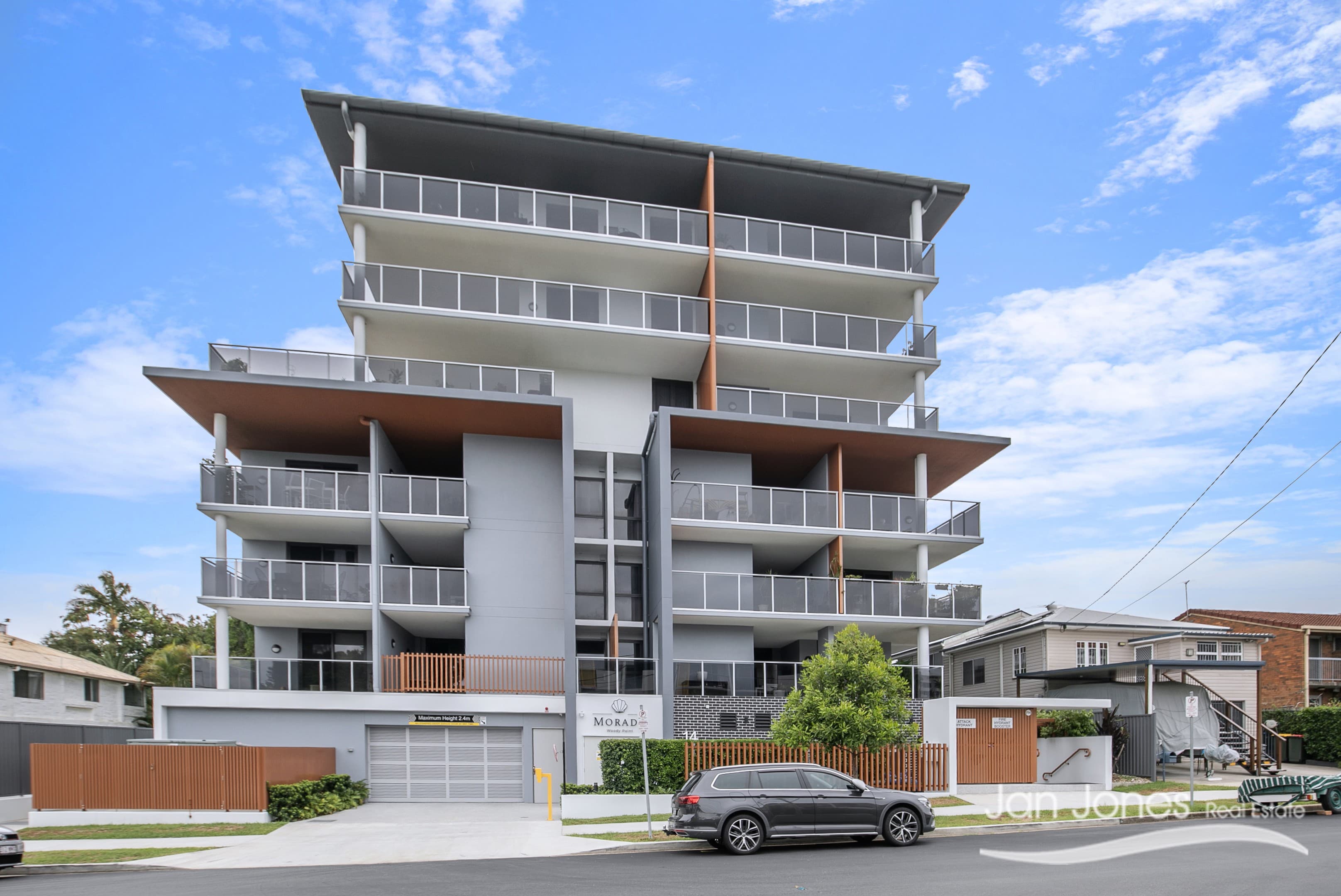 36/14 Alfred Street, Woody Point - Image 1