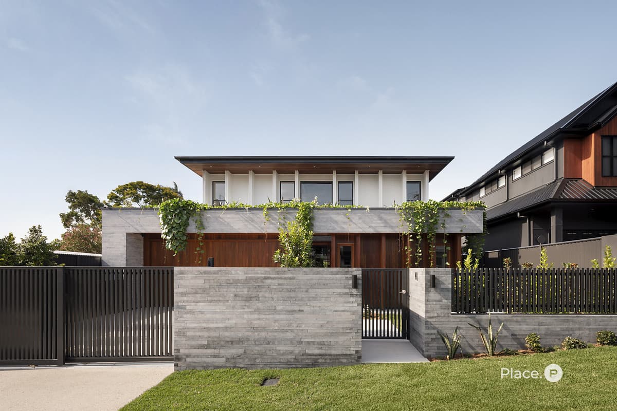 10 Akala Street, Camp Hill - Image 1