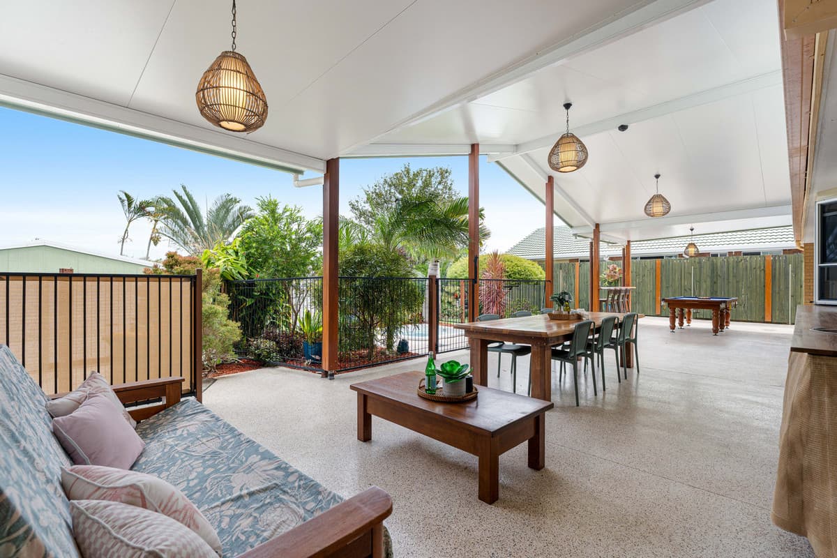 13 Dawn Crescent, Thornlands, Thornlands — photo 1 of 5