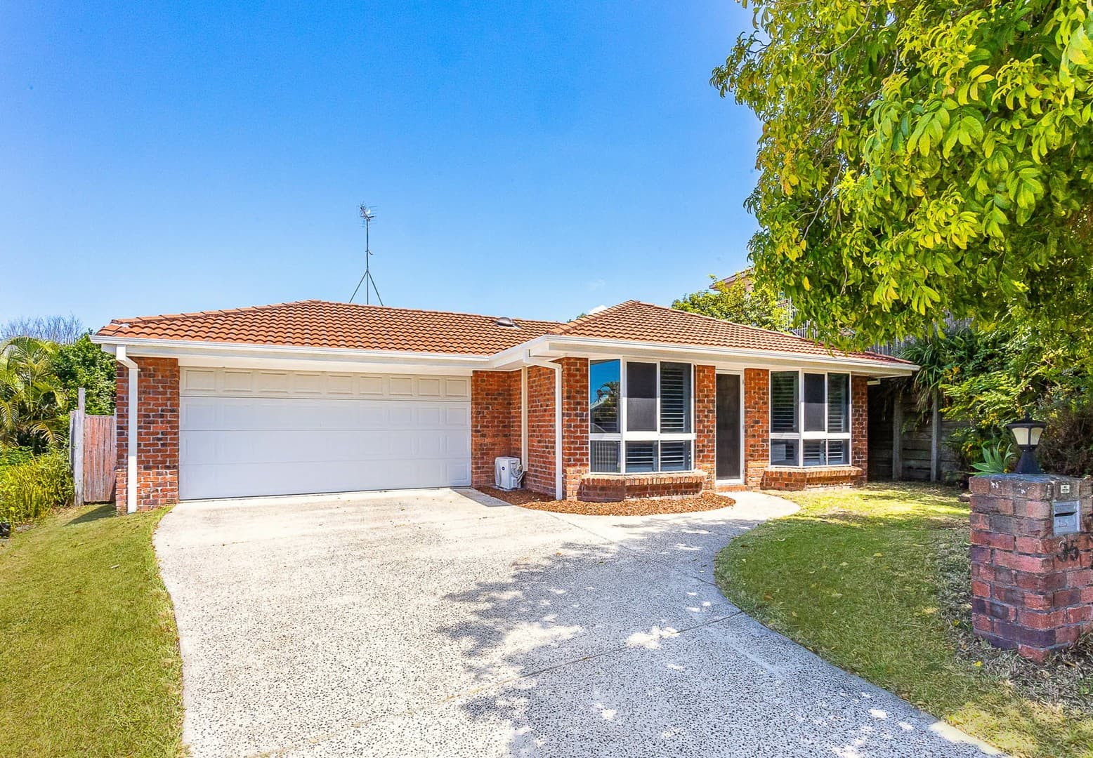35 Dulhunty Way, Tallai, Tallai — photo 1 of 5