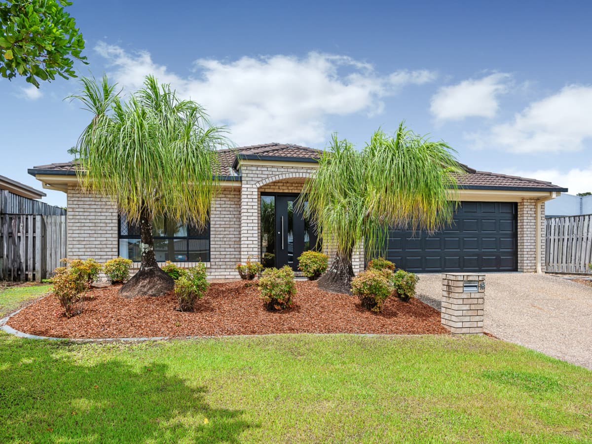 10 Tomah Street, Pacific Pines, Pacific Pines sold property photo