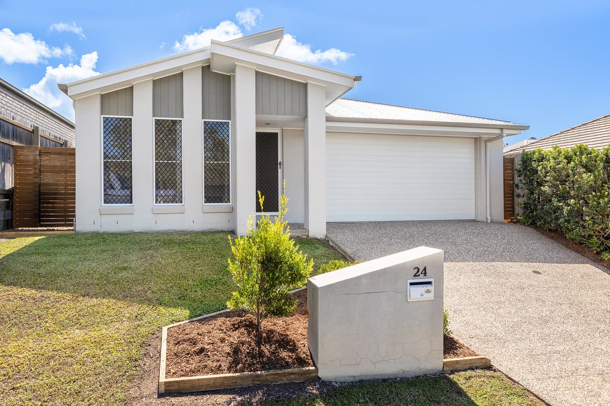 24 Angliss Circuit, Thornlands, Thornlands — photo 1 of 5