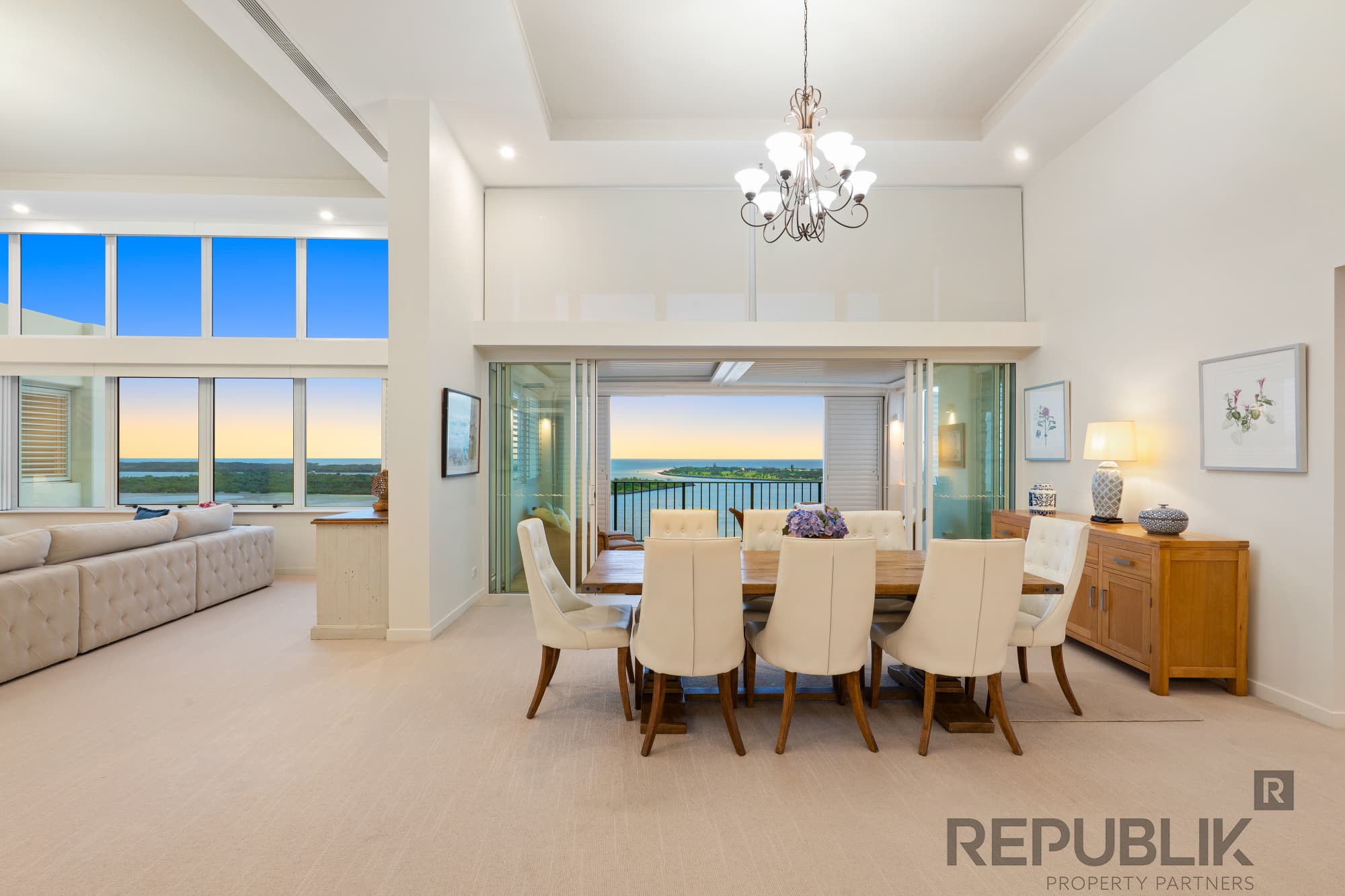 123/326 Marine Parade, Labrador - Image 1