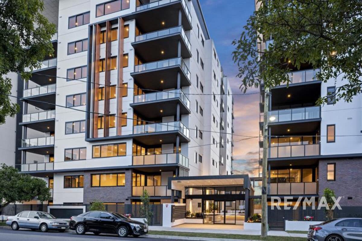 78/9 Flora Street, Stones Corner - Image 1