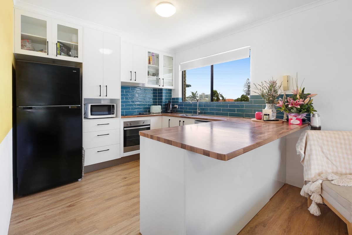 13/2269-2271 Gold Coast Highway, Mermaid Beach - Image 1