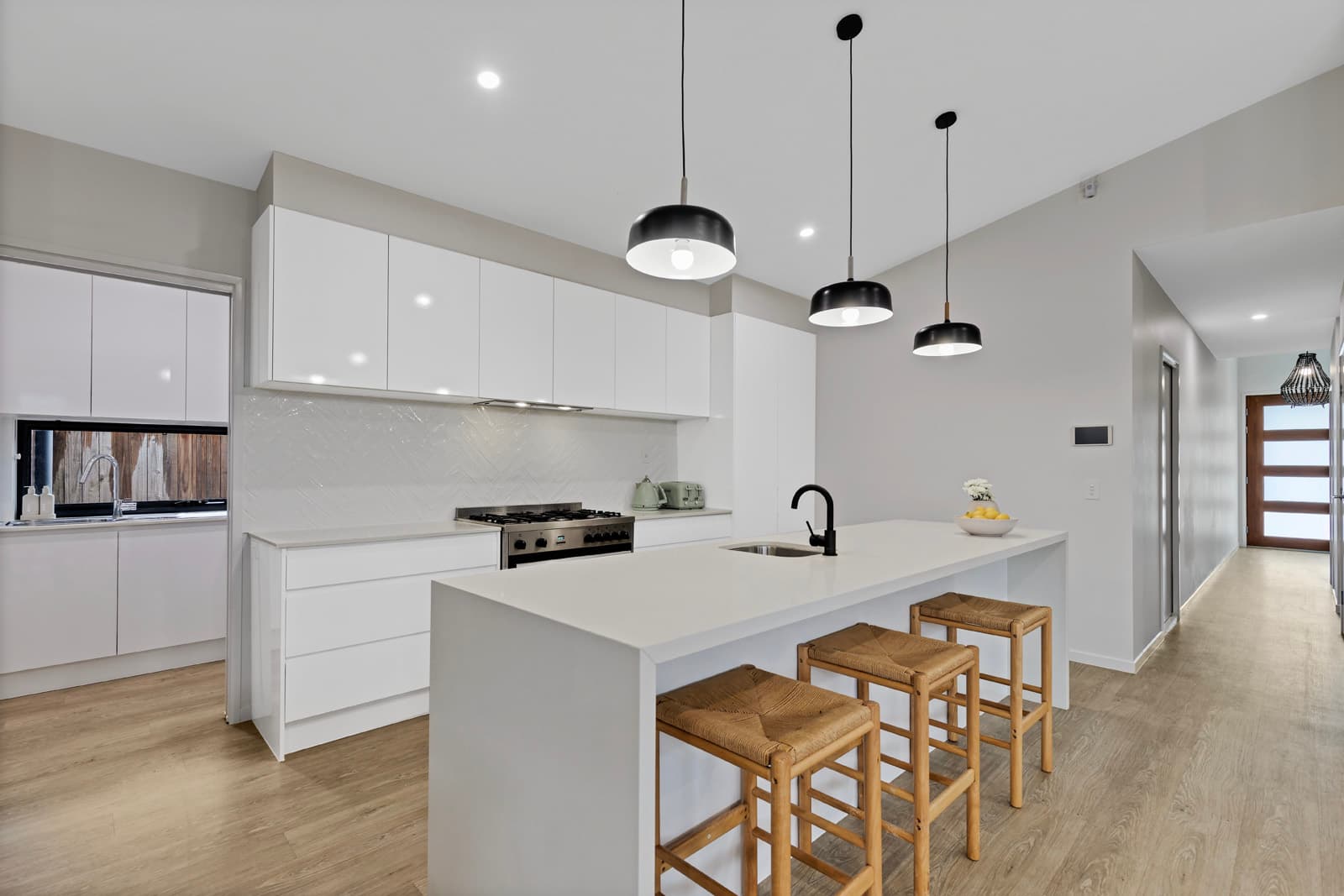 11 Mingle Street, Palmview - Image 1