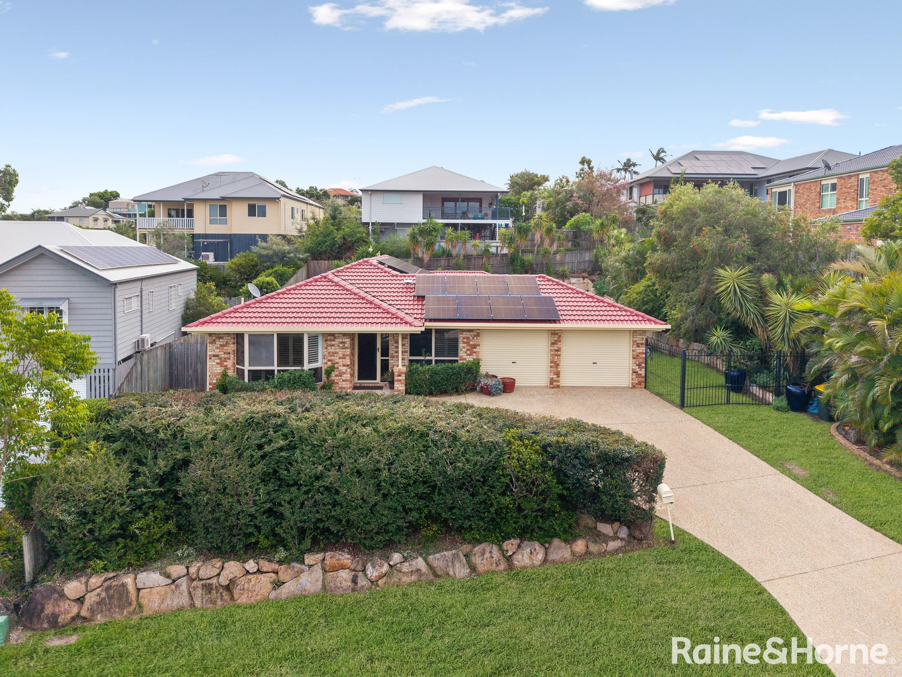 9 Felicia Place, Eatons Hill - Image 1