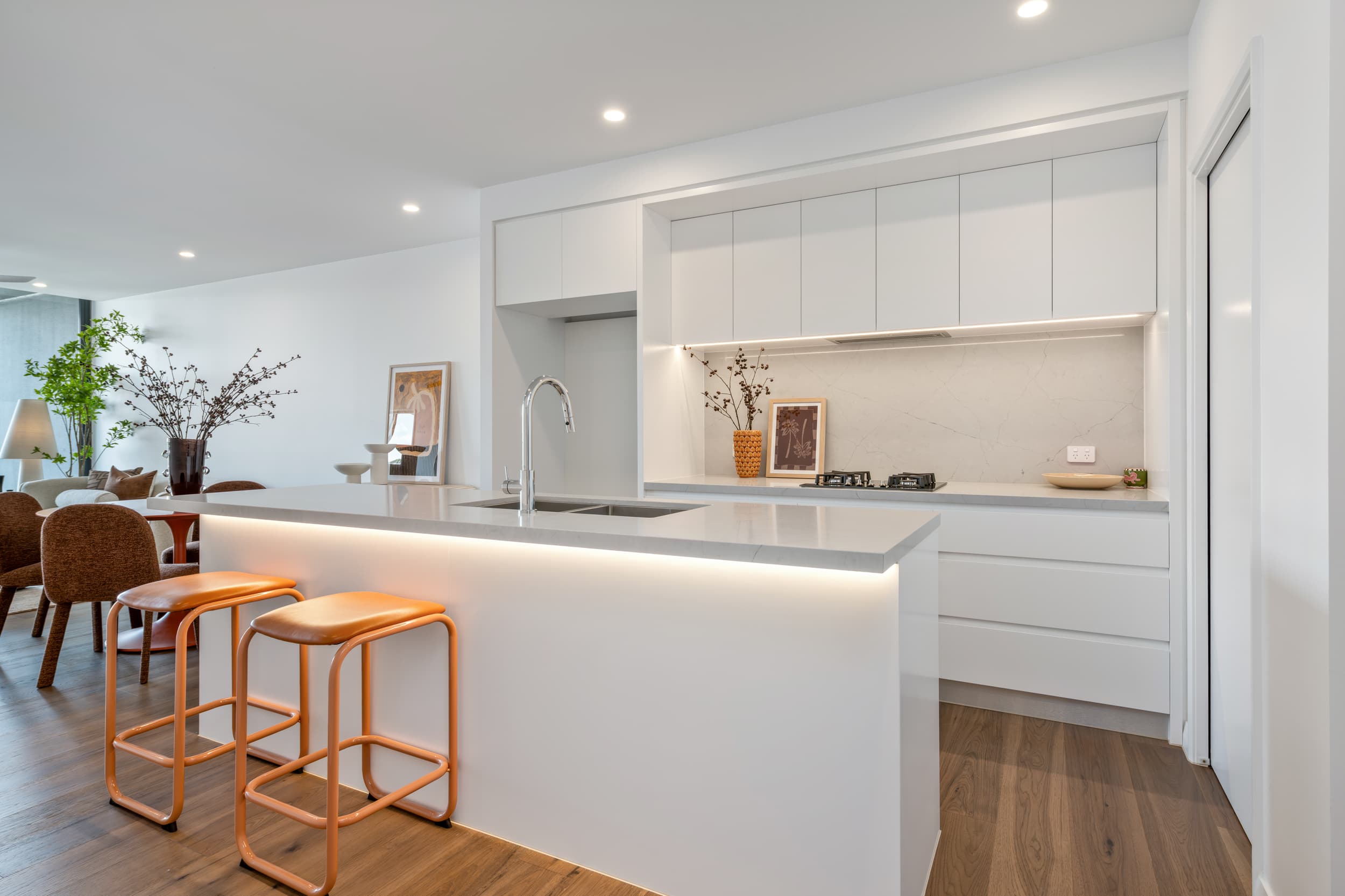 707/10 Kurilpa Street, West End — photo 1 of 5
