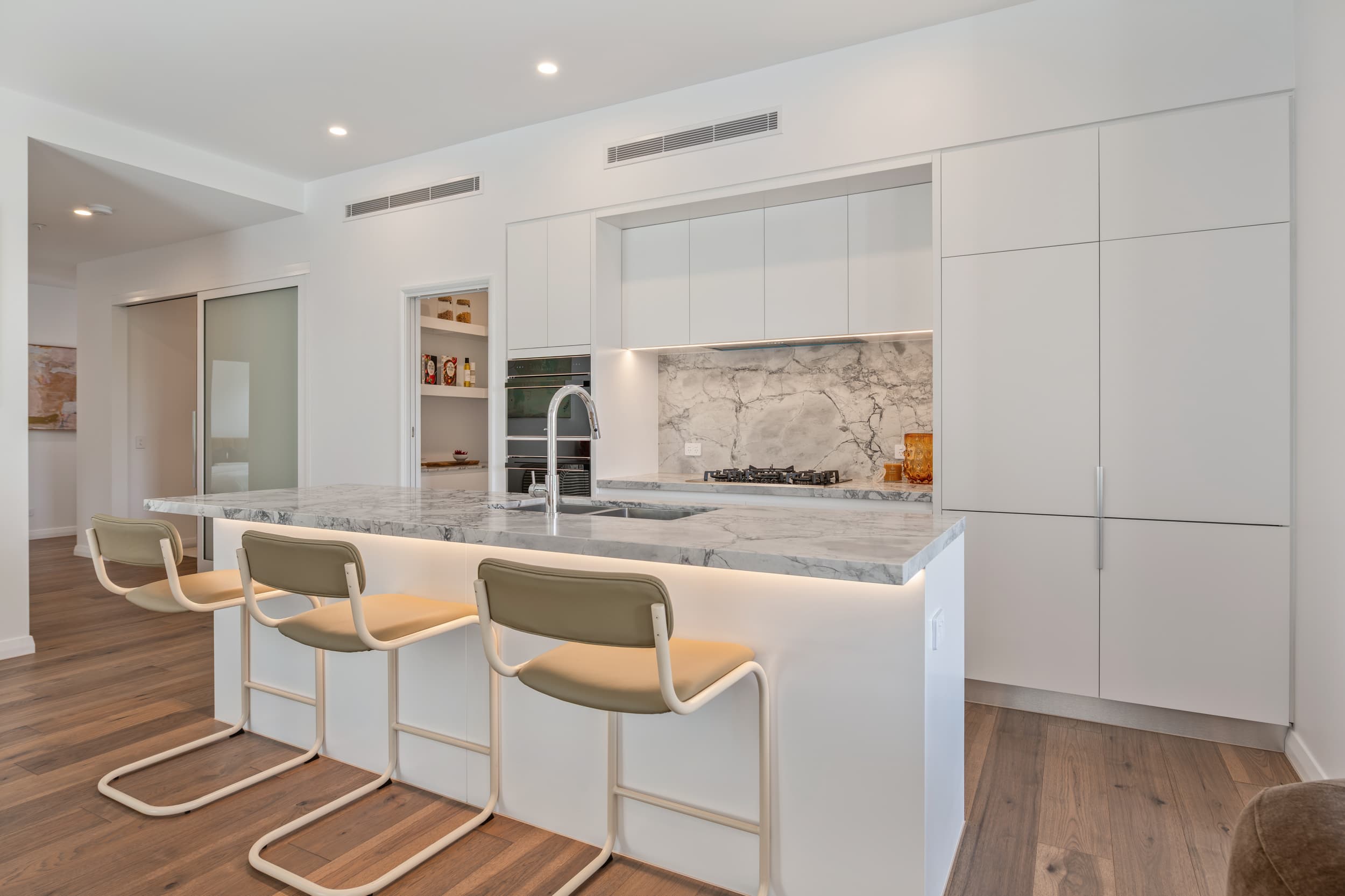 102/10 Kurilpa Street, West End — photo 1 of 5