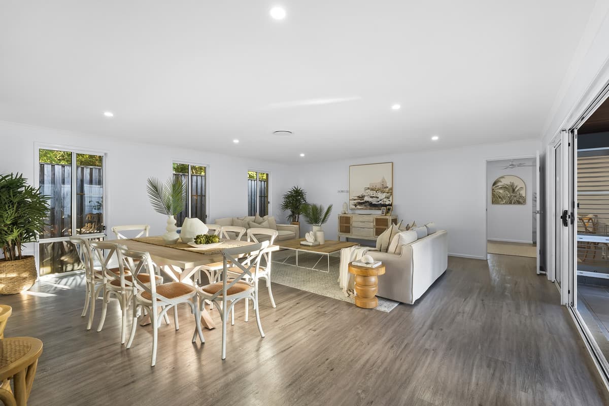 12 McMullan Close, Gumdale - Image 1