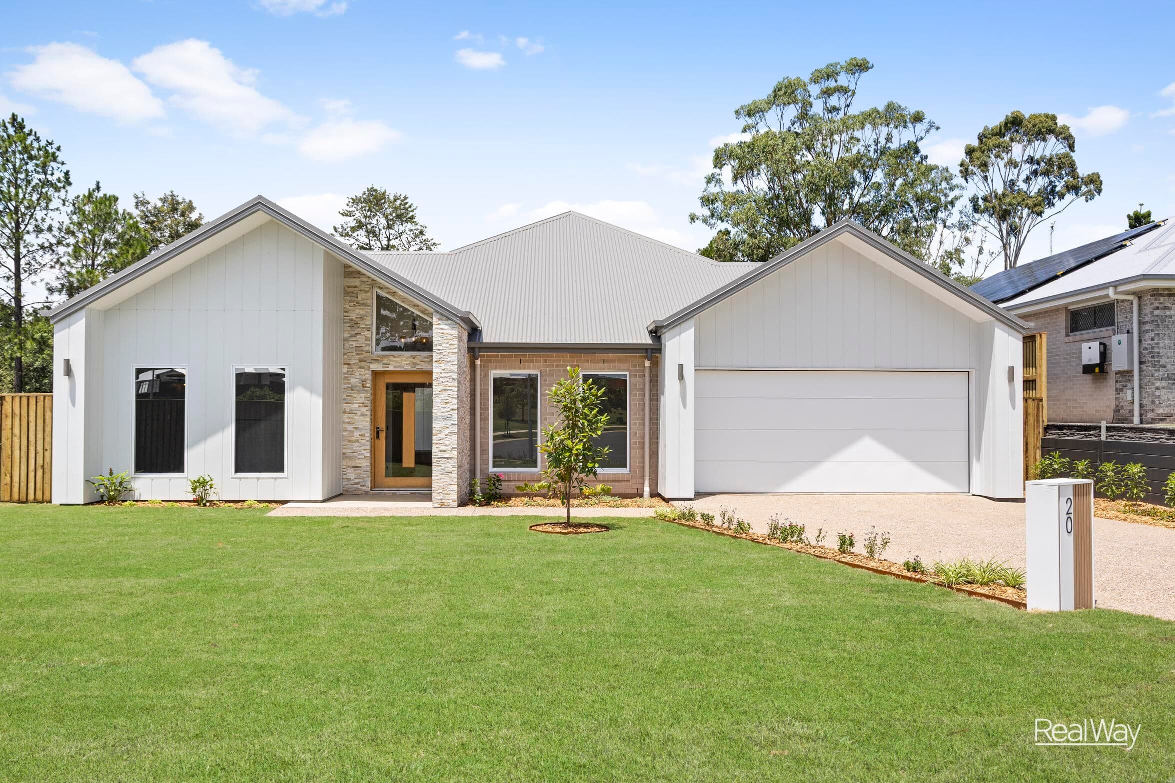 20 Henley Drive, Highfields - Image 1