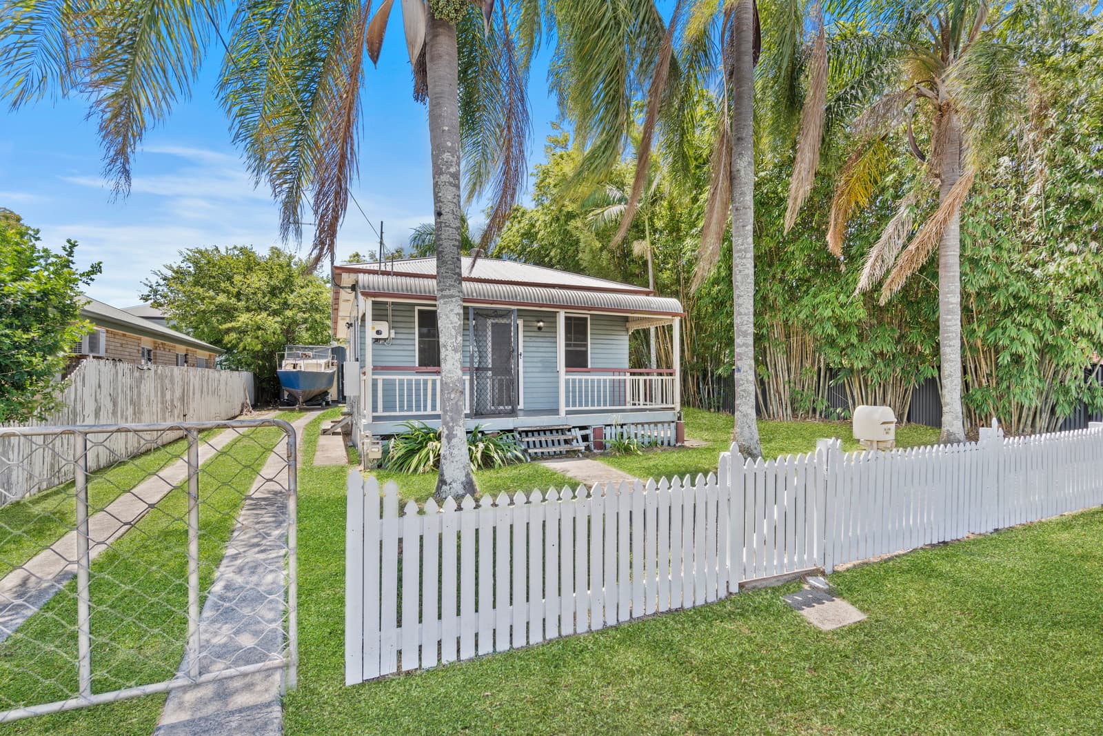 7 Madgwick Street, Wynnum, Wynnum — photo 1 of 5