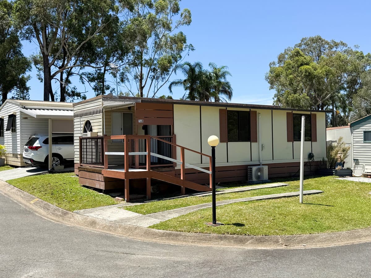 16B/570 Pine Ridge Road, Coombabah, Coombabah — photo 1 of 5