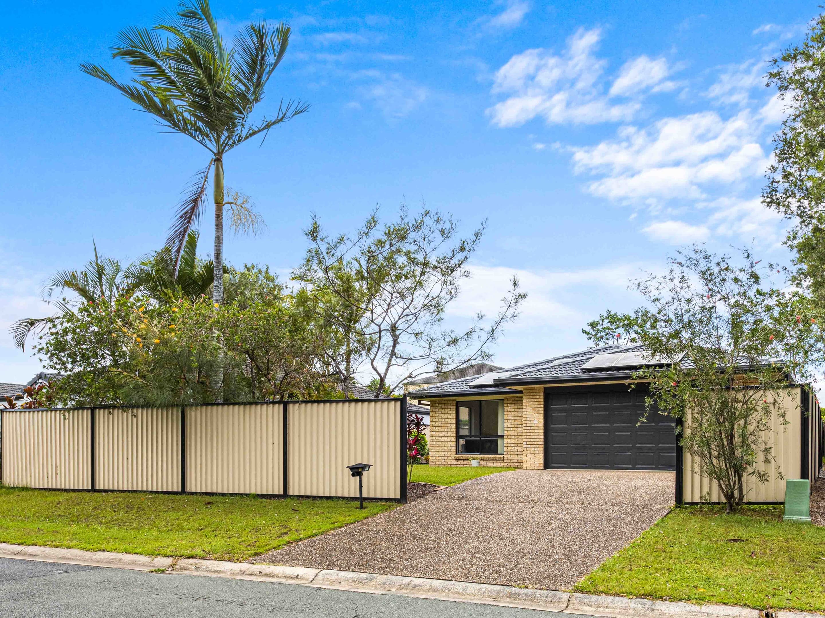 44 Clydesdale Drive, Upper Coomera, Upper Coomera — photo 1 of 5