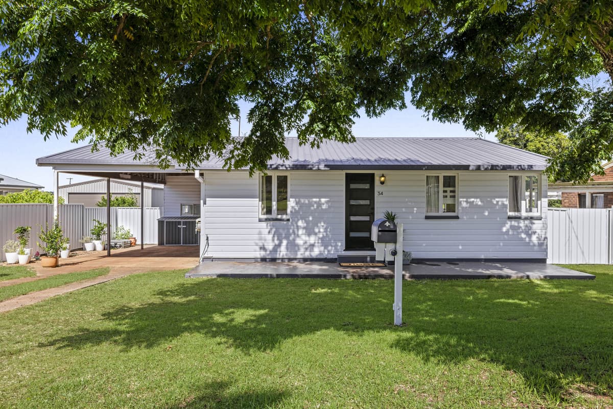 34 Noll Street, Kearneys Spring, Kearneys Spring — photo 1 of 5