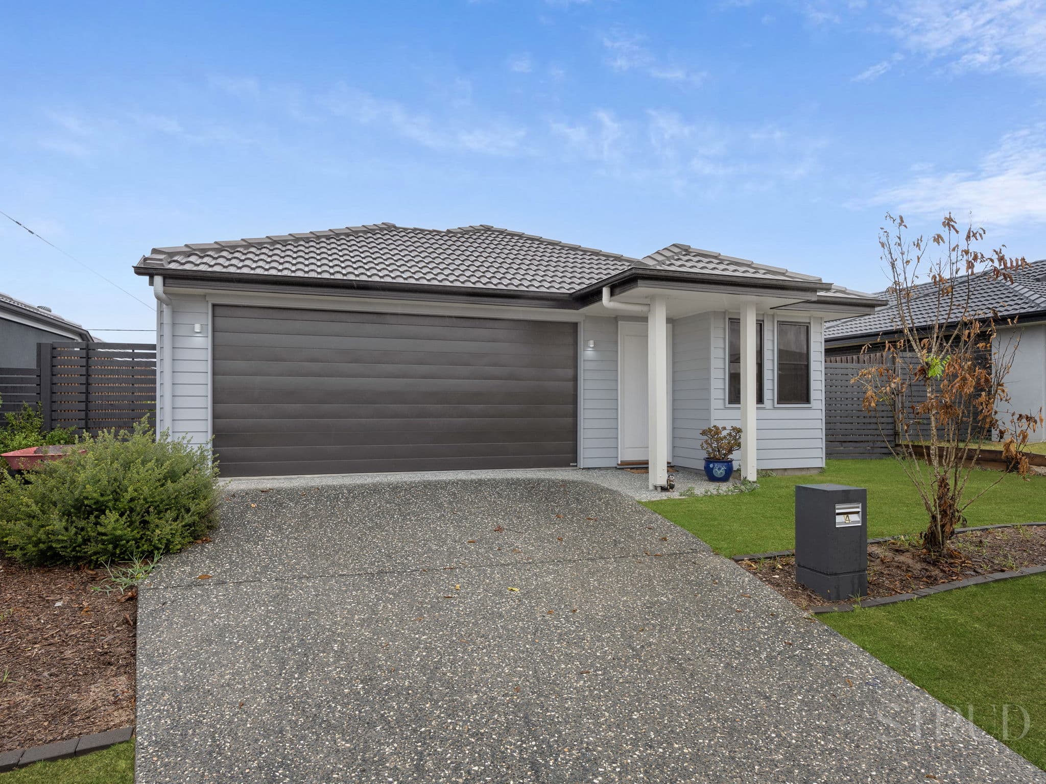 4 Tahoe Street, Logan Reserve, Logan Reserve — photo 1 of 5