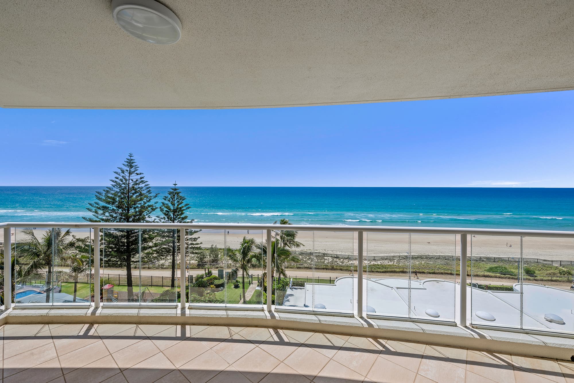 La Sabbia 83/74-86 Old Burleigh Road, Surfers Paradise, Surfers Paradise — photo 1 of 5