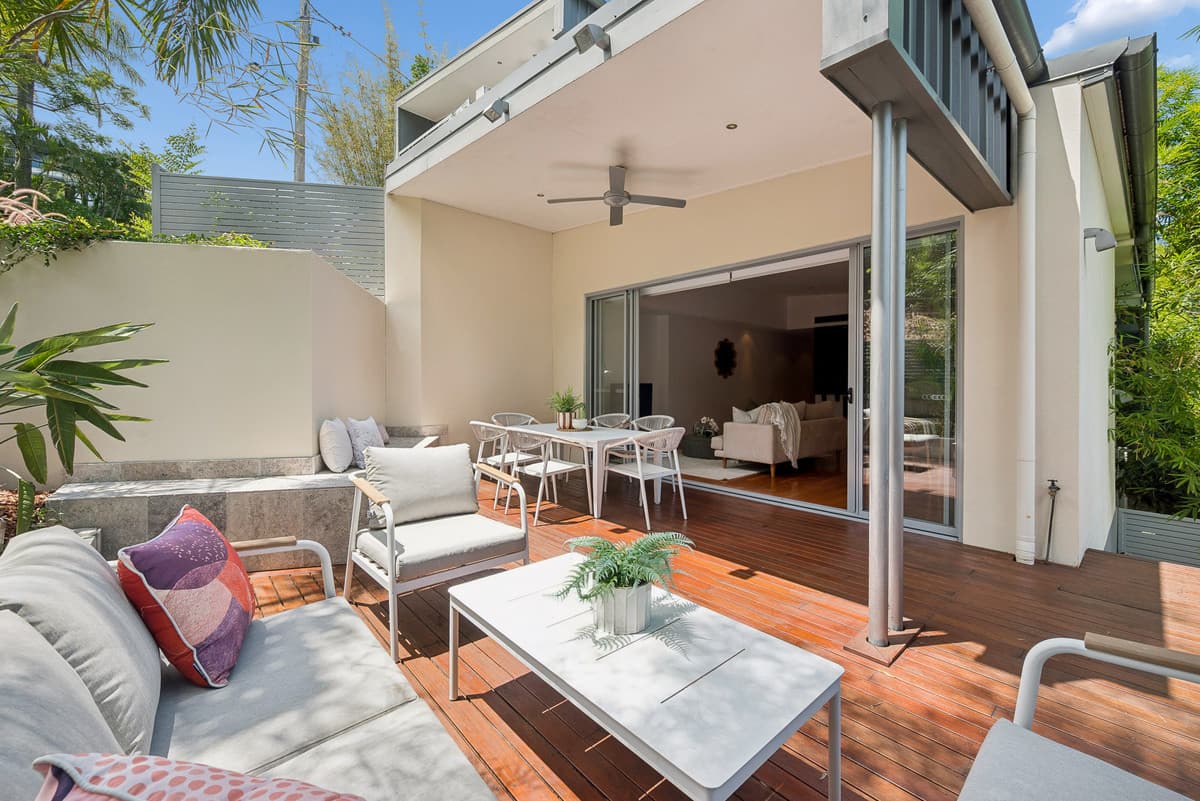 1/29 Central Avenue, Indooroopilly, Indooroopilly — photo 1 of 5