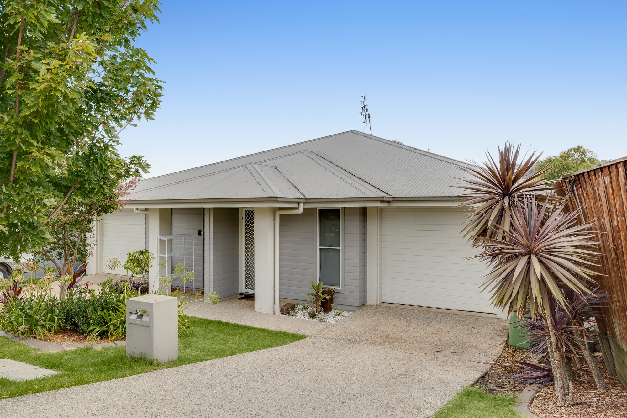 2/3 Carlin Street, Glenvale - Image 1