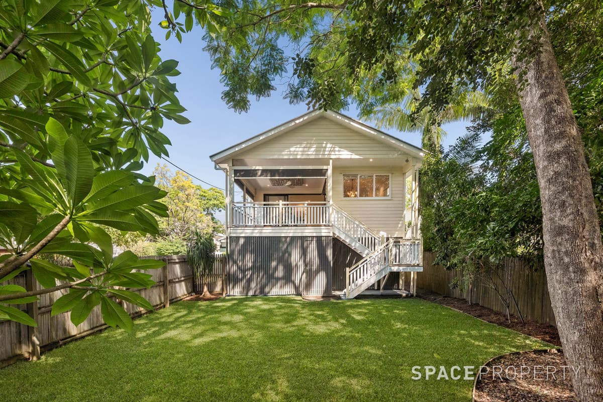 26 Soudan Street, Toowong, Toowong — photo 1 of 5