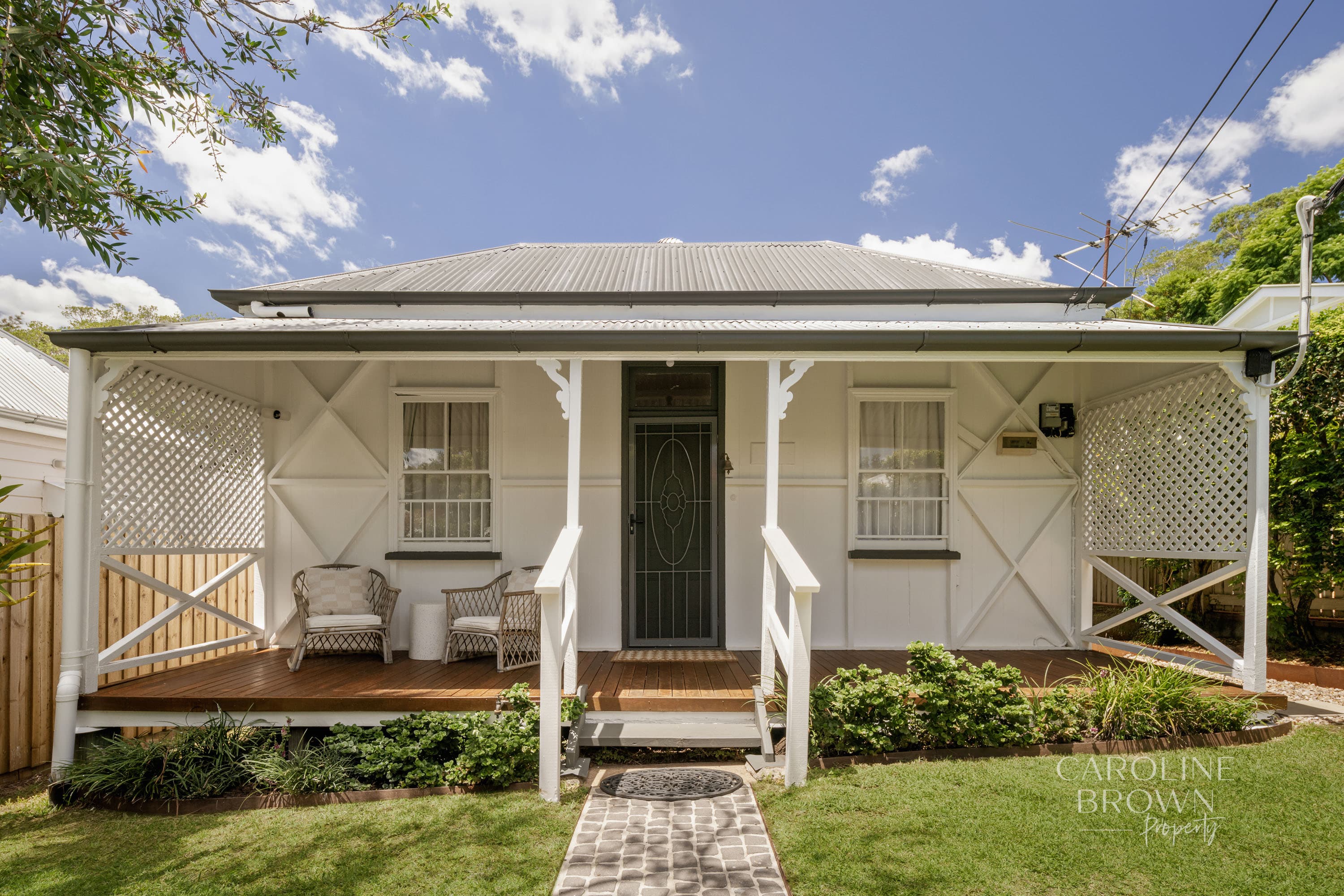 67 Accession Street, Bardon - Image 1