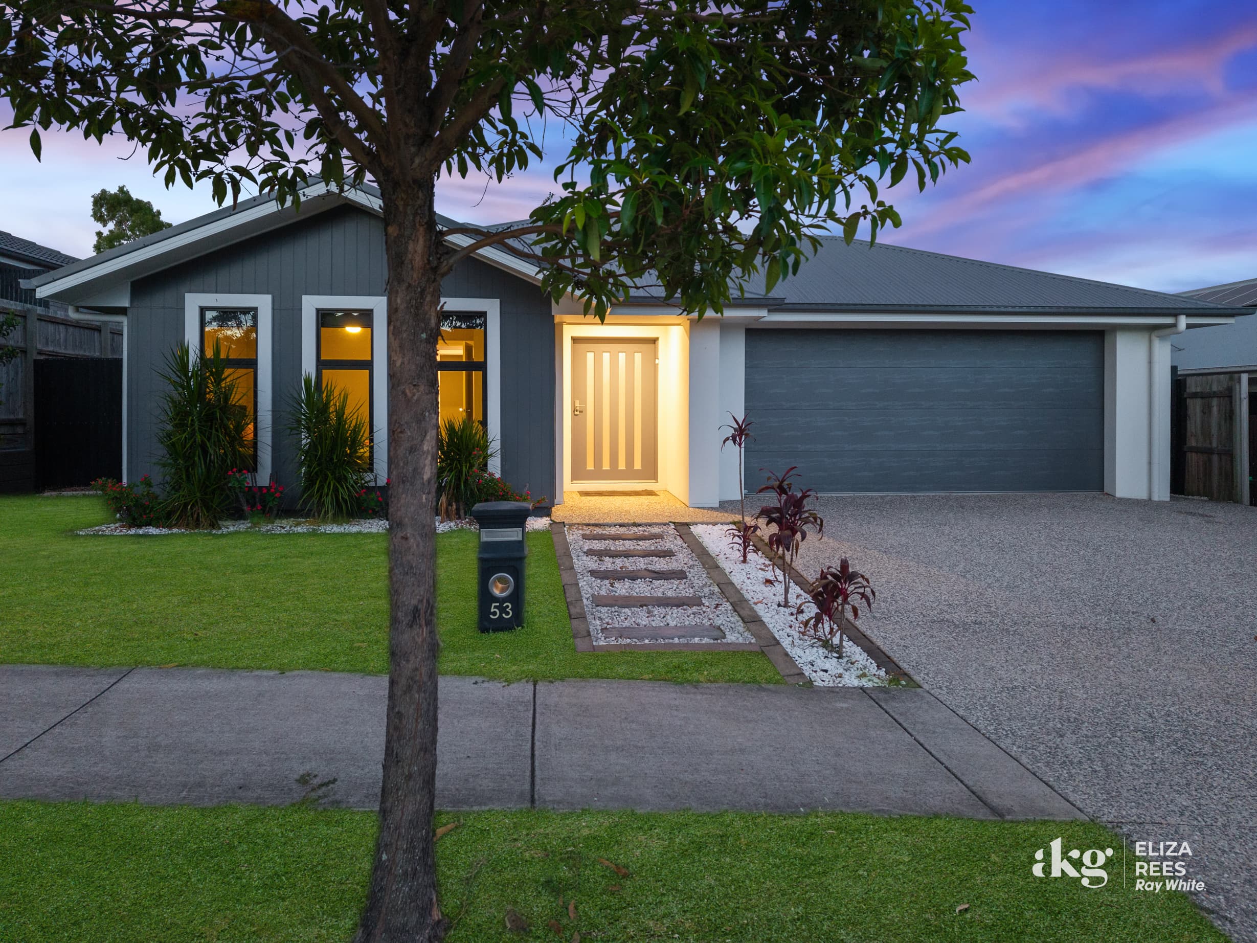 53 Teal Circuit, Greenbank - Image 1